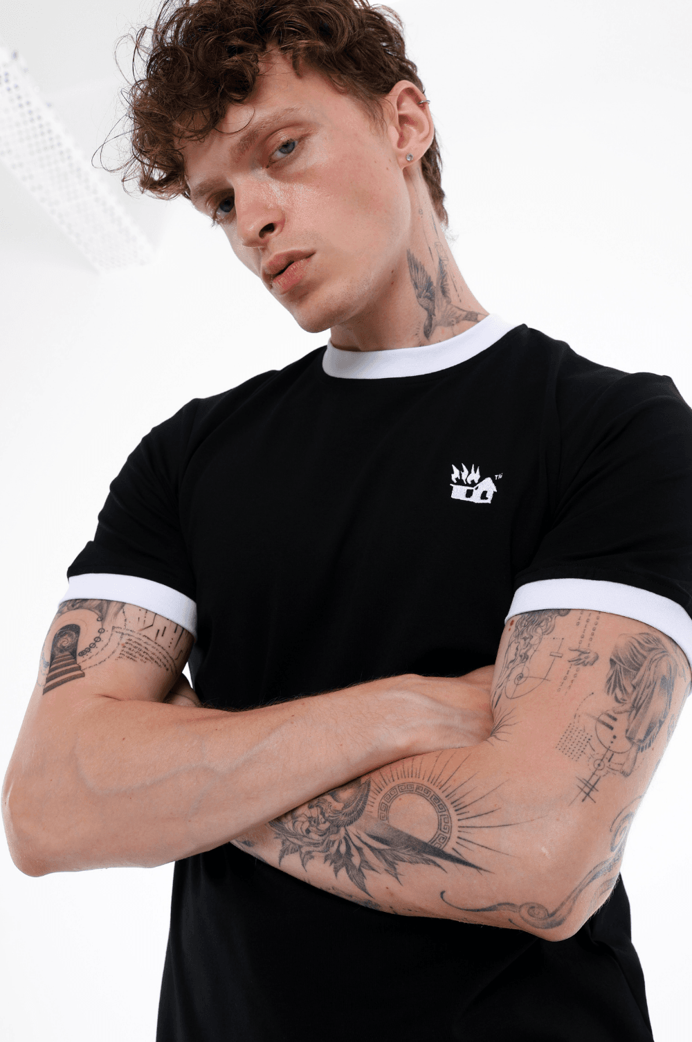 S-LINE BLACK TEE