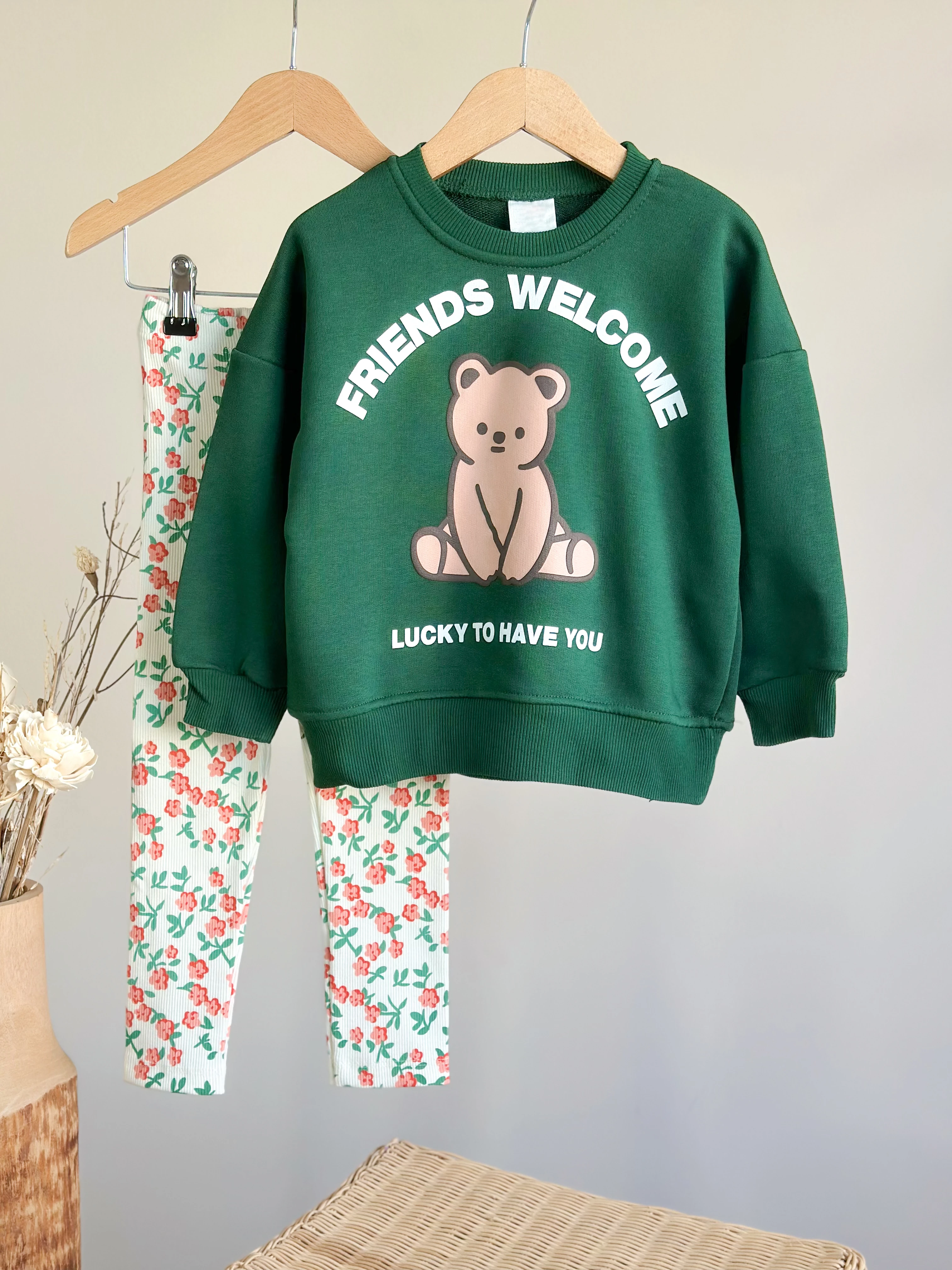 FRIENDS WELCOME Baskılı Kız Çocuk Sweatshirt ve Tayt Takım