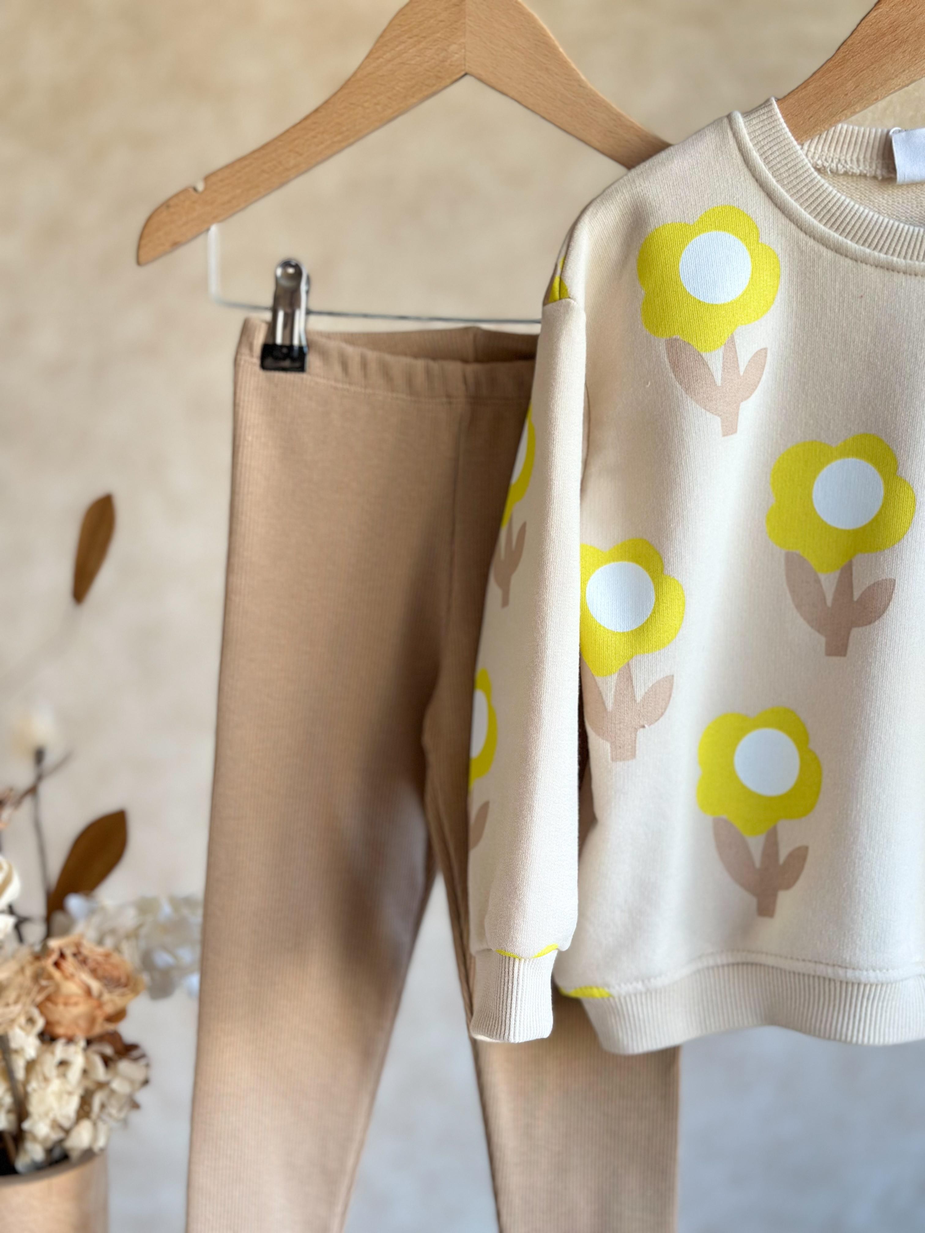 Çiçek Desenli Kız Çocuk Sweatshirt ve Tayt Takım