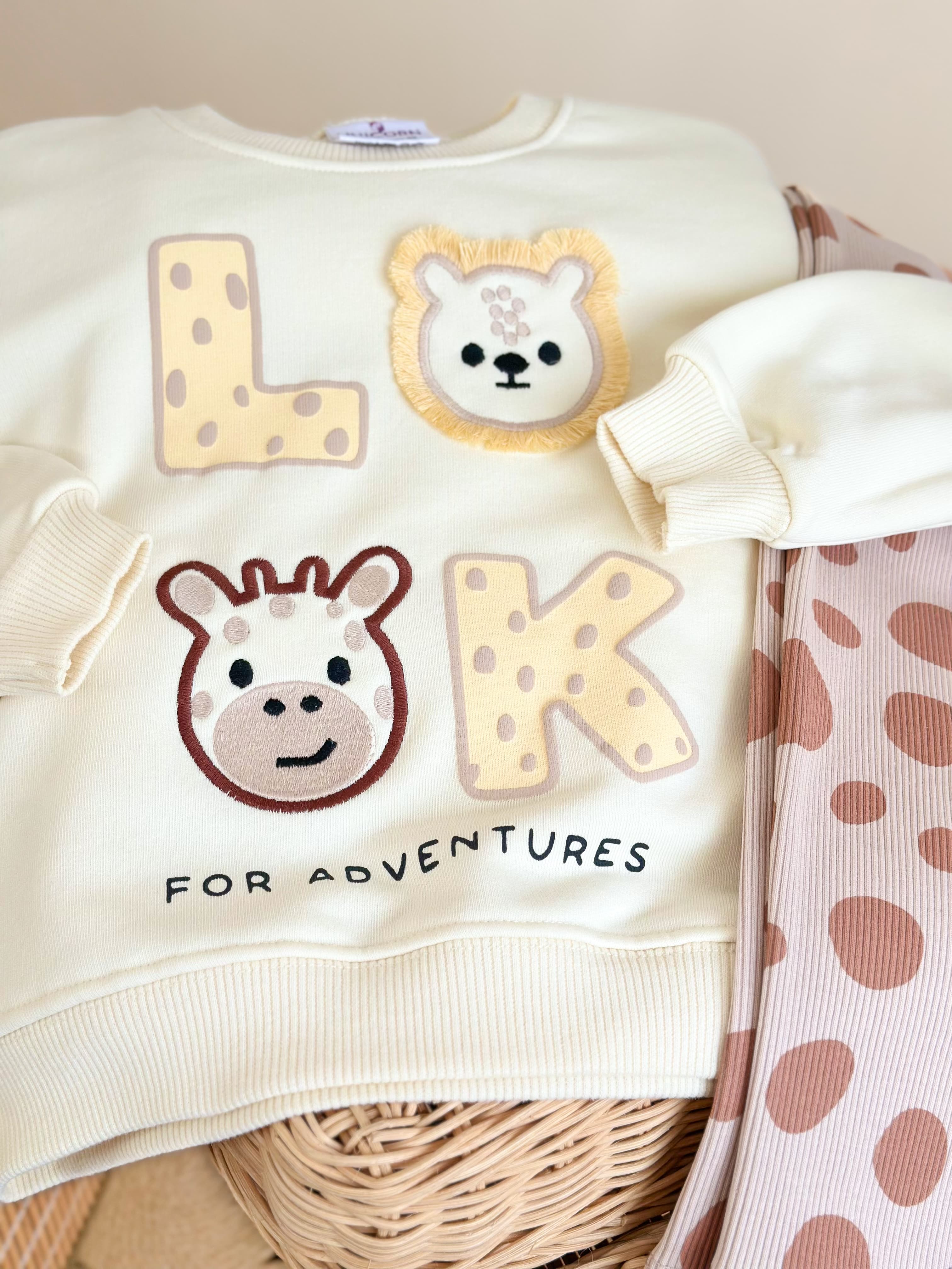 LOOK 3 Boyutlu Sweatshirt ve Tayt Takım