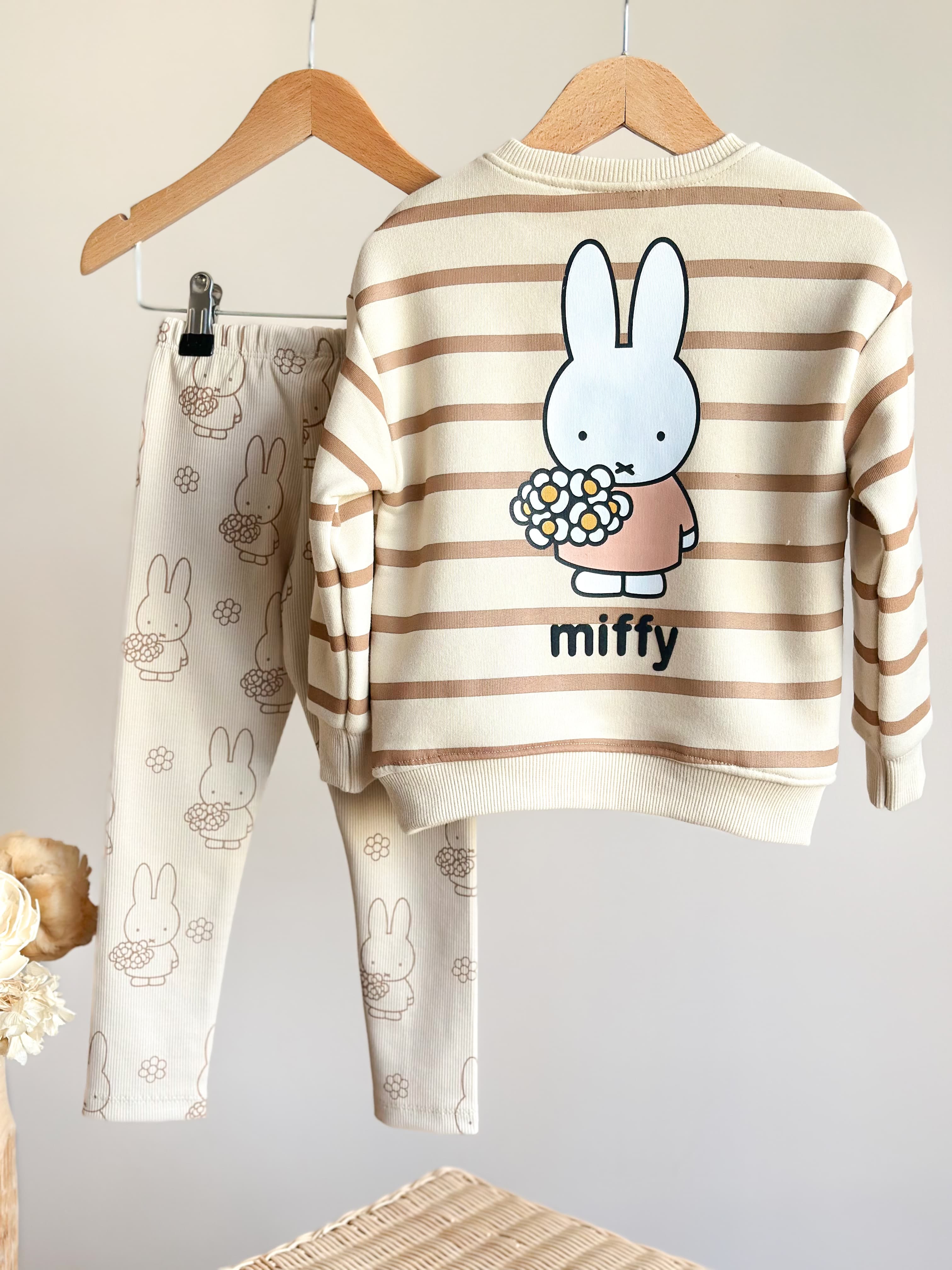 MIFFY Süzene Nakışlı Sweatshirt ve Tayt Takım