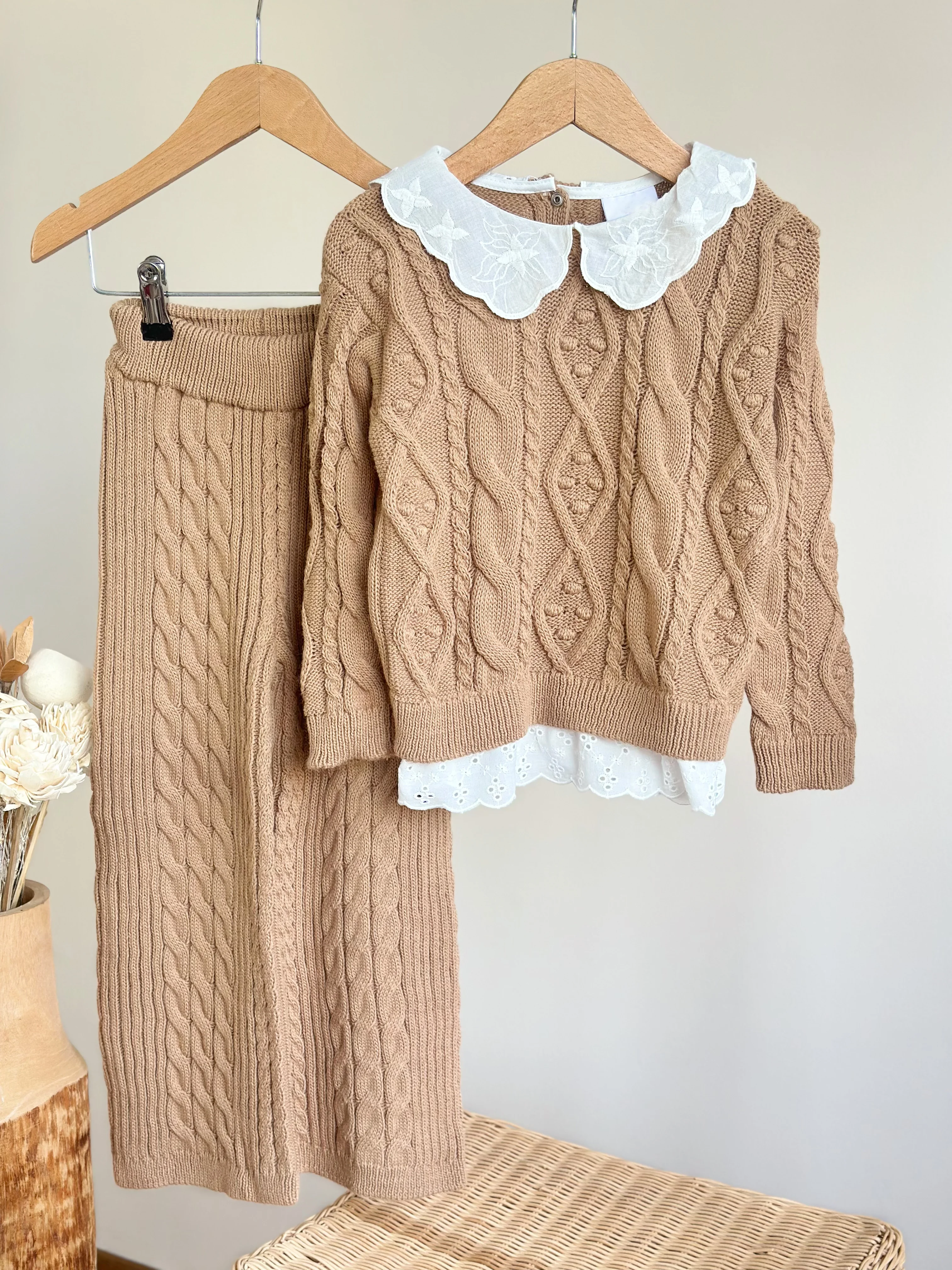 Yaka Detaylı Triko ve Triko Rahat Kalıp Pantolon-Kahverengi