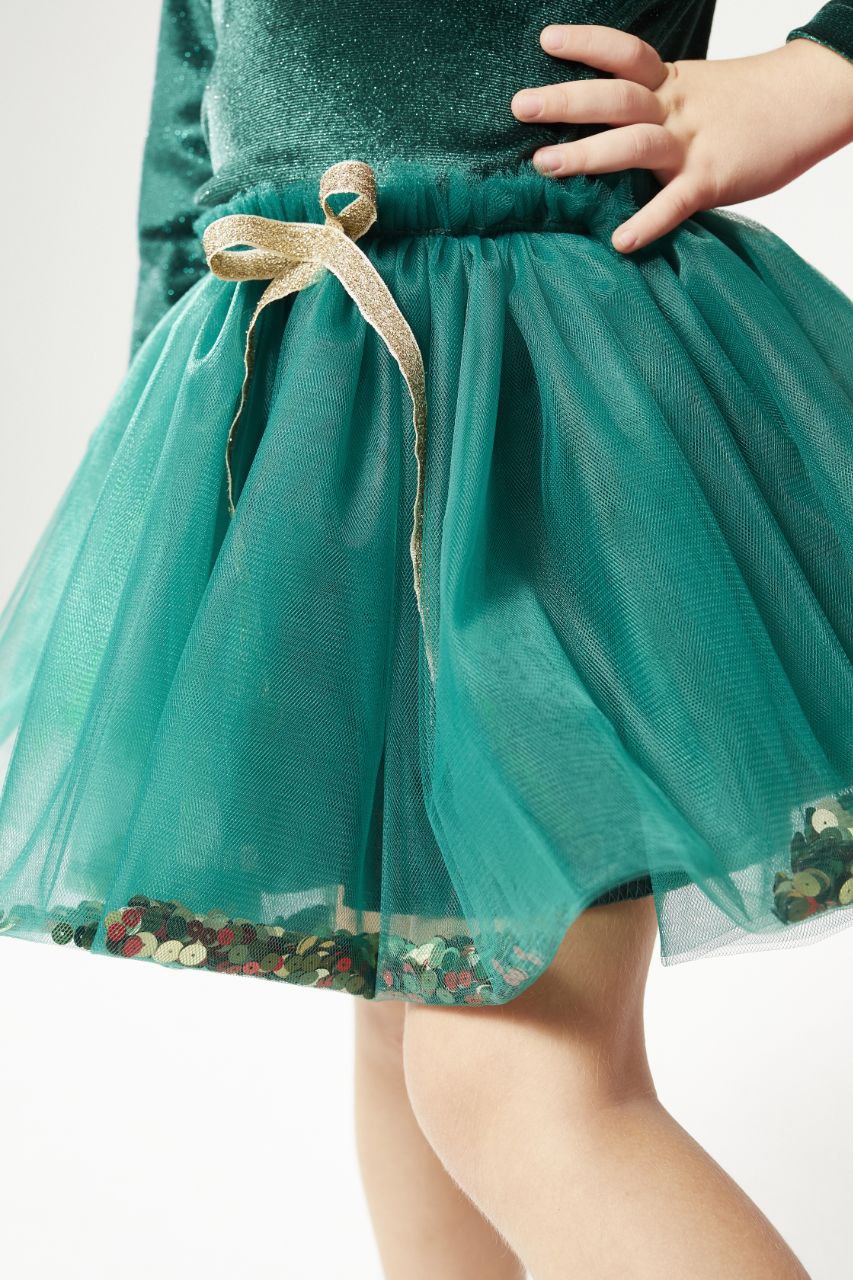 Yeşil Kadife Bluz ve Pul Detaylı Tütü Etek Takım