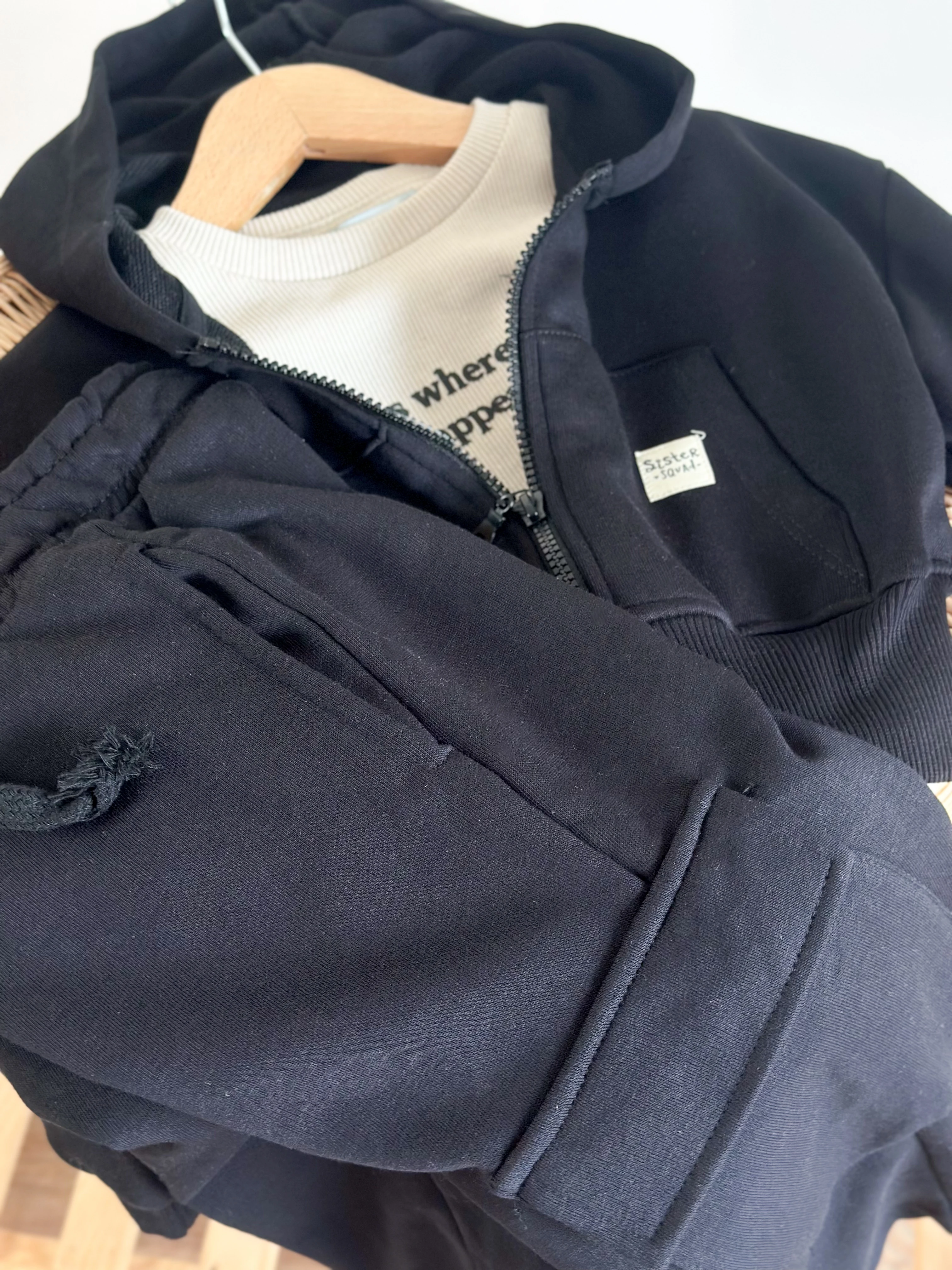 Kapüşonlu Sweatshirt - Bluz ve Cep Detaylı Pantolon 3'lü Takım