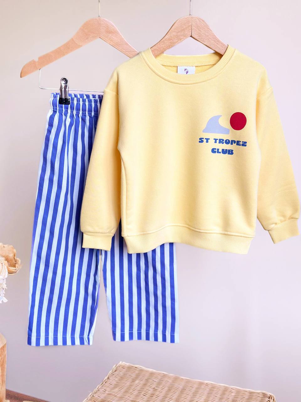 ST.TROPEZ CLUB Sweatshirt ve Dokuma Pantolon Takım