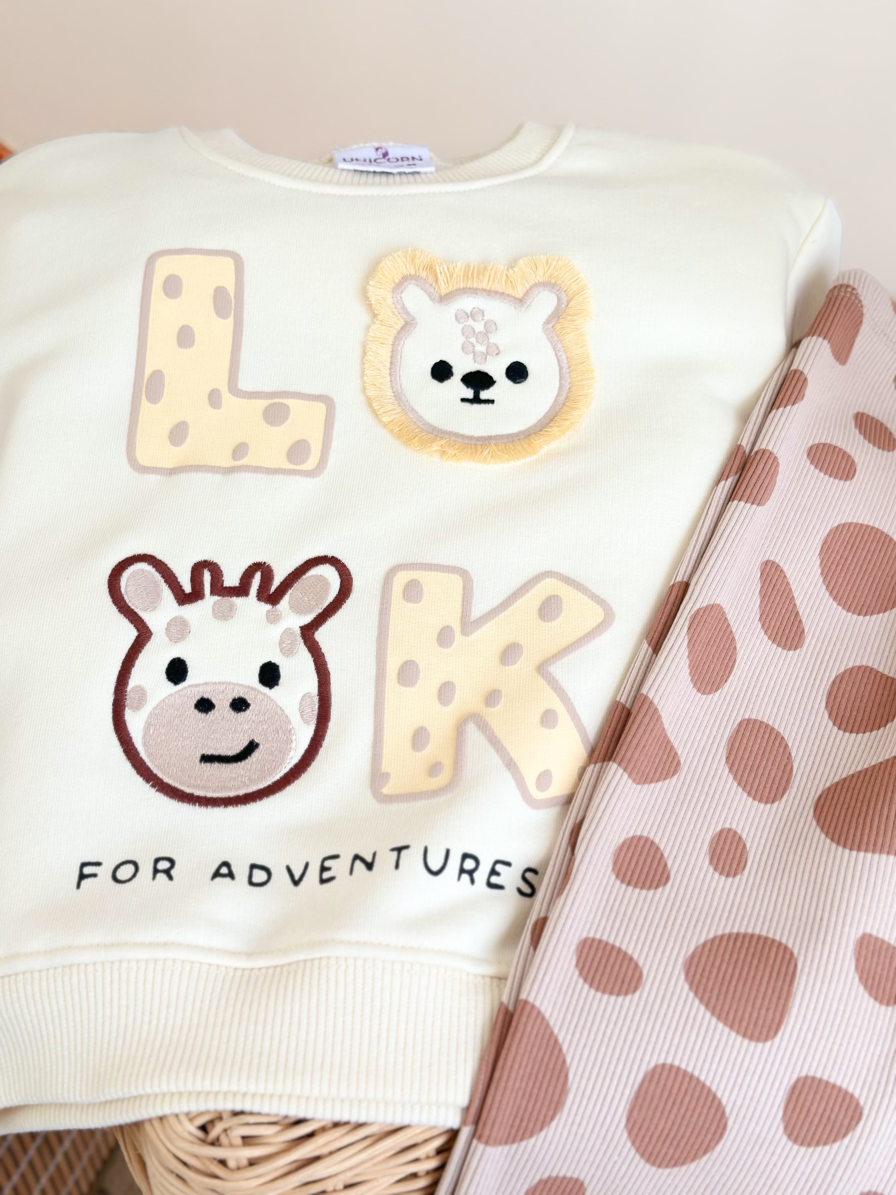 LOOK 3 Boyutlu Sweatshirt ve Tayt Takım