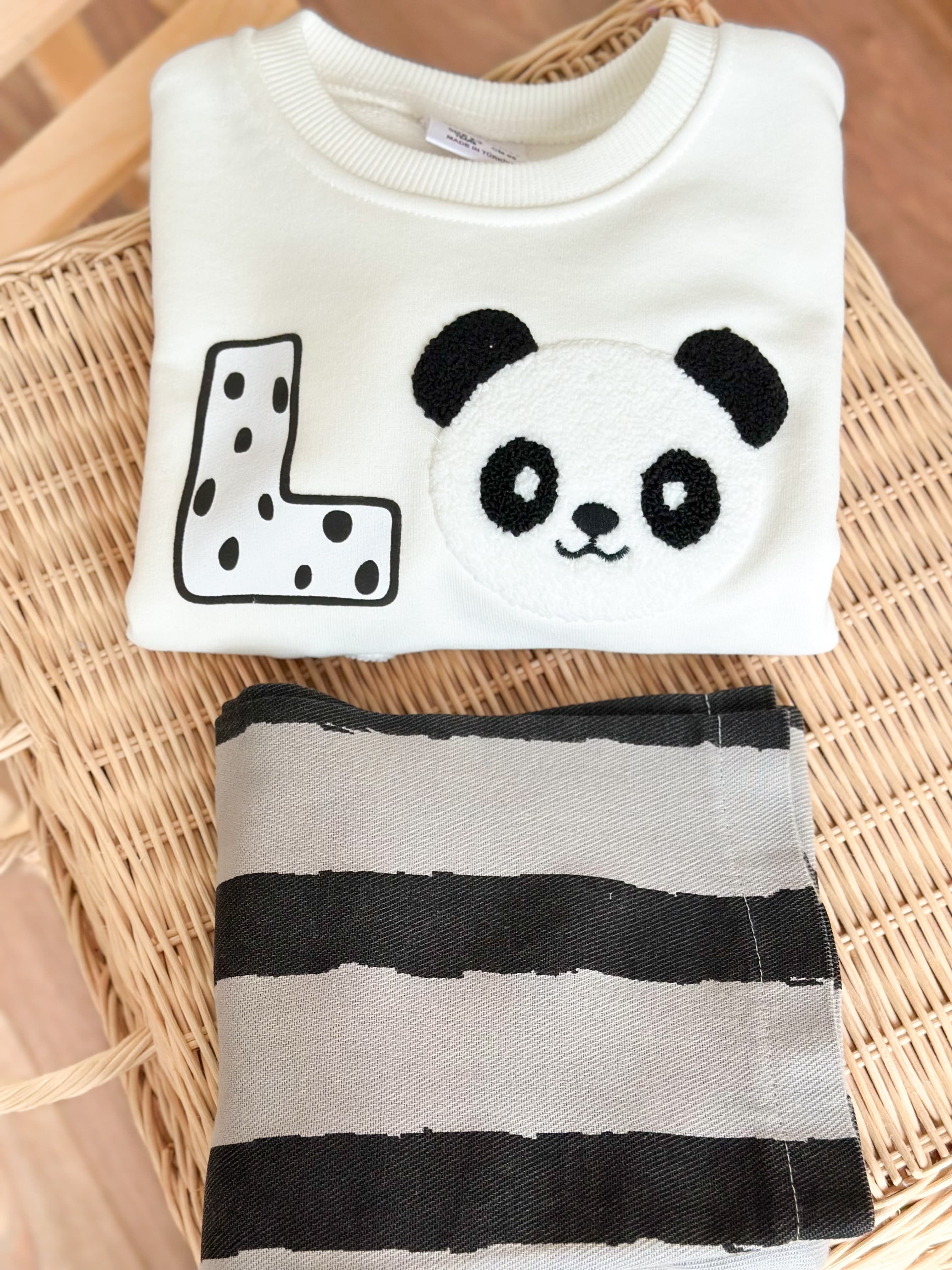 LOOK Nakış Detay Sweatshirt ve Pantolon Takım