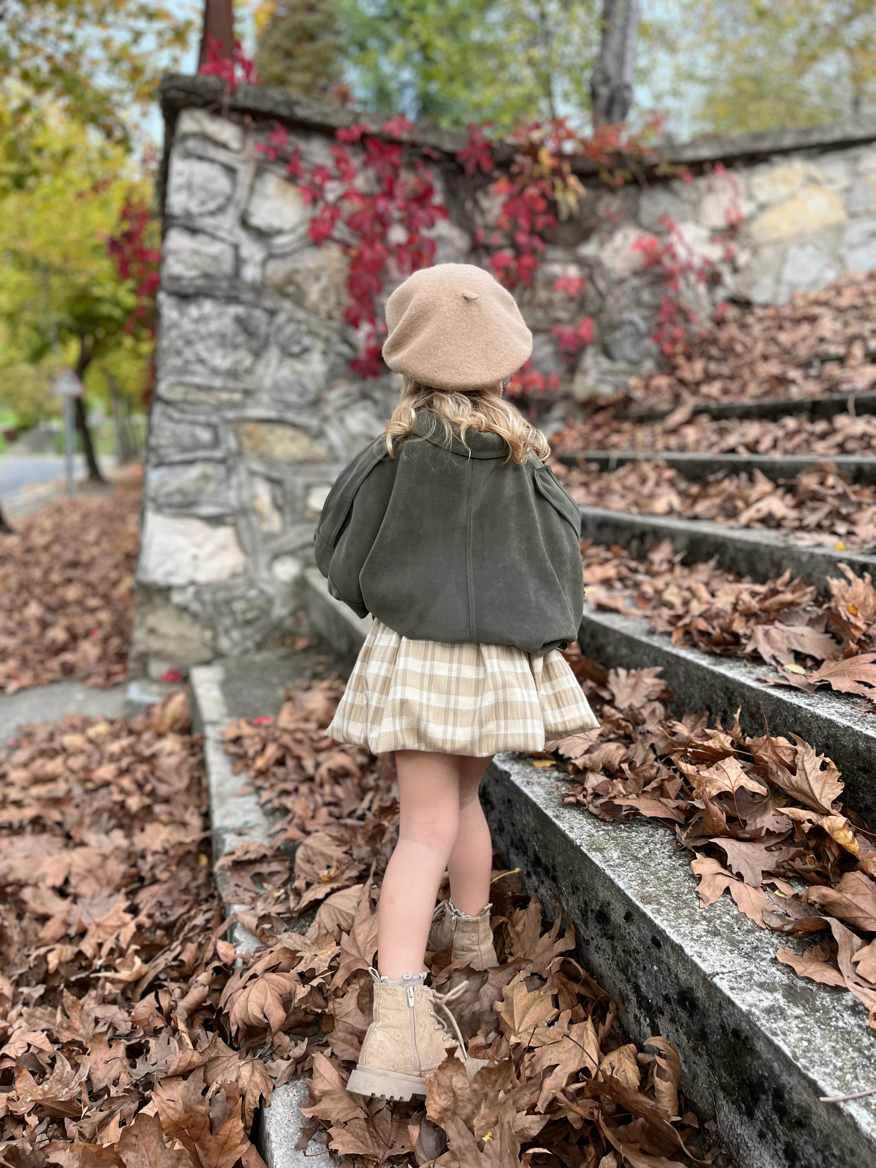 ADA Süet Görünümlü Bomber Ceket ve Gofre Etek Kız Çocuk Takım