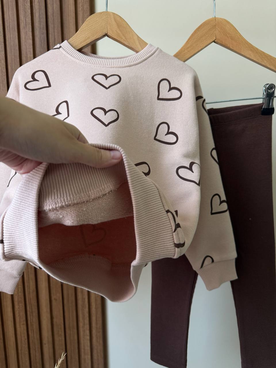 Kalp Baskılı Sweatshirt ve Ribana Tayt Takım