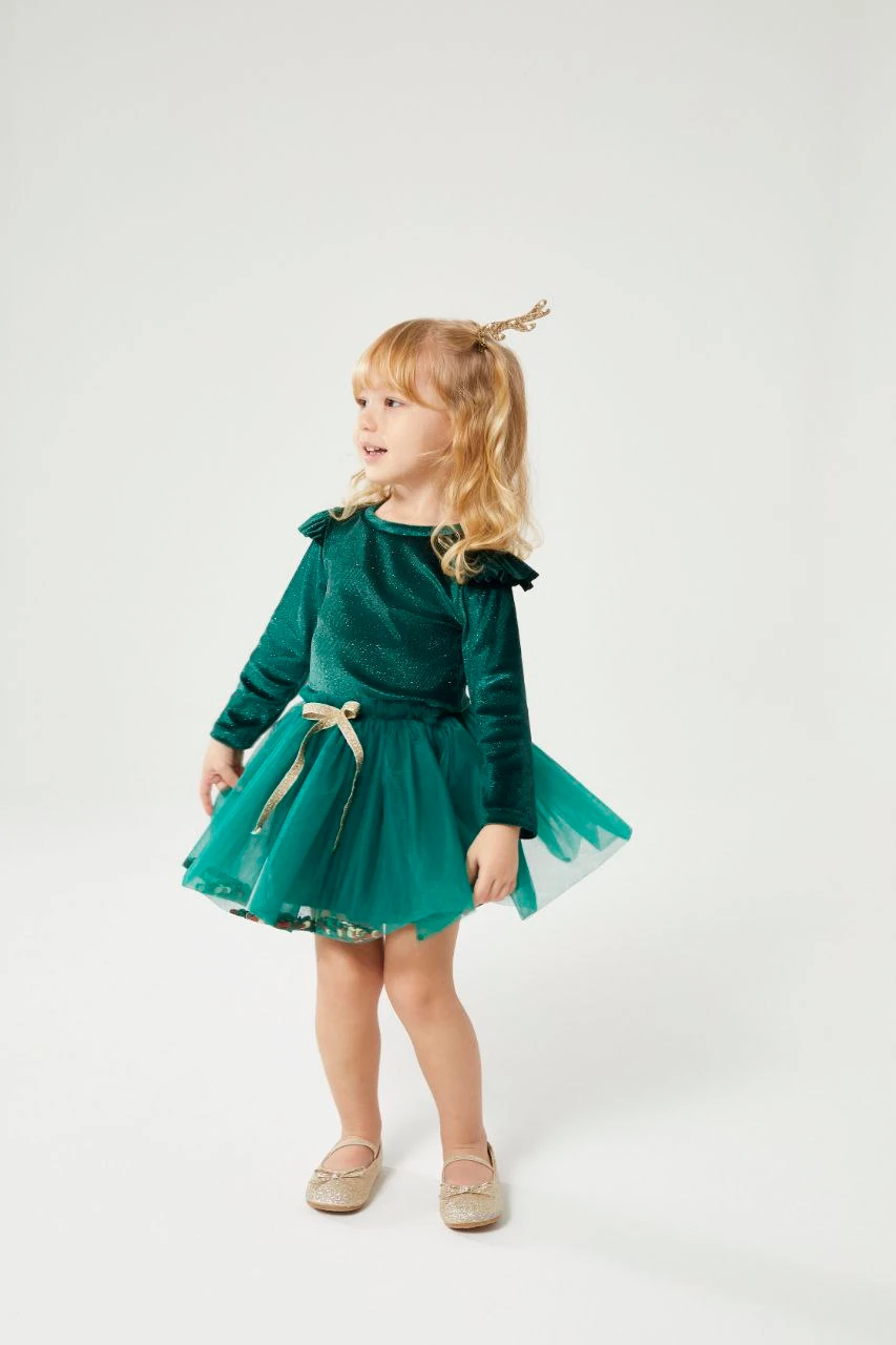 Yeşil Kadife Bluz ve Pul Detaylı Tütü Etek Takım