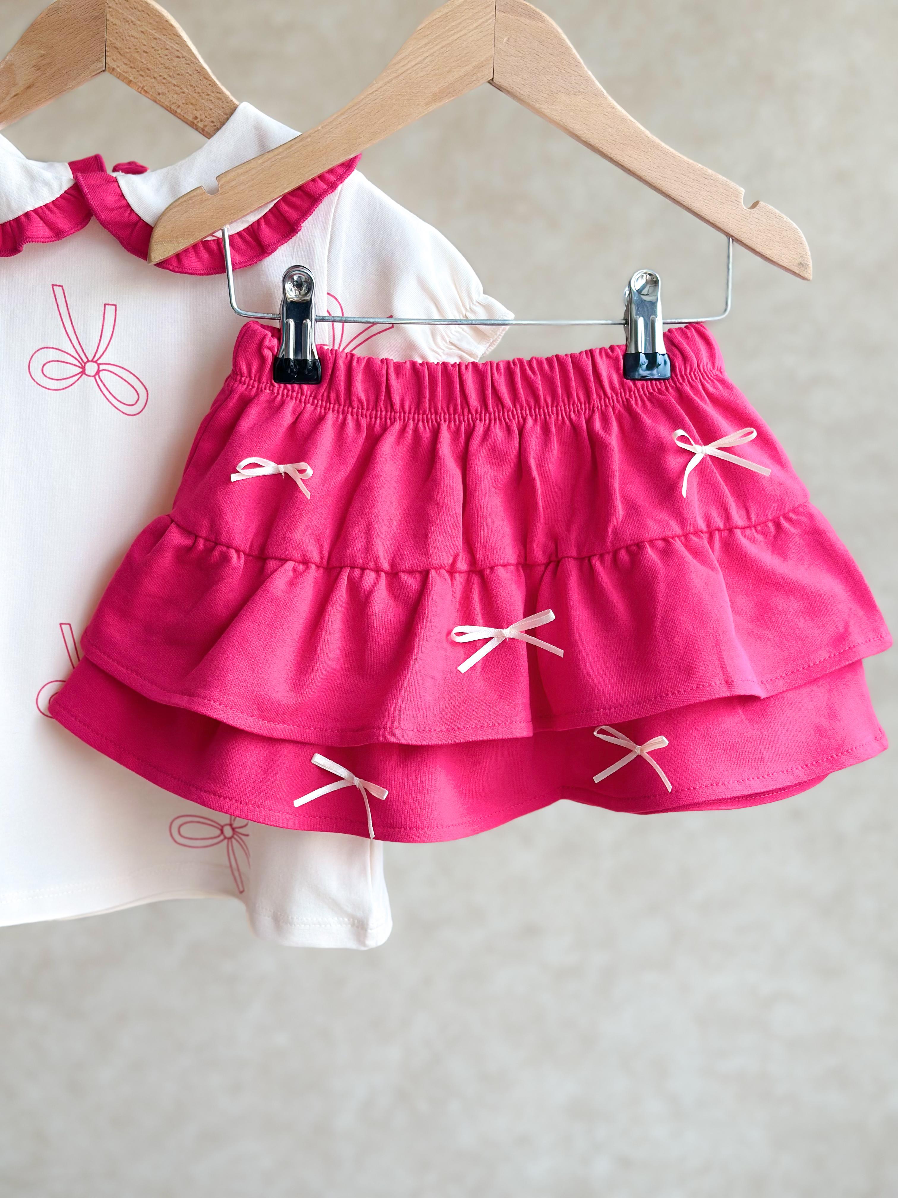 Bebe Yaka Fiyonk Detaylı Kız Çocuk T-Shirt ve Etek Takım