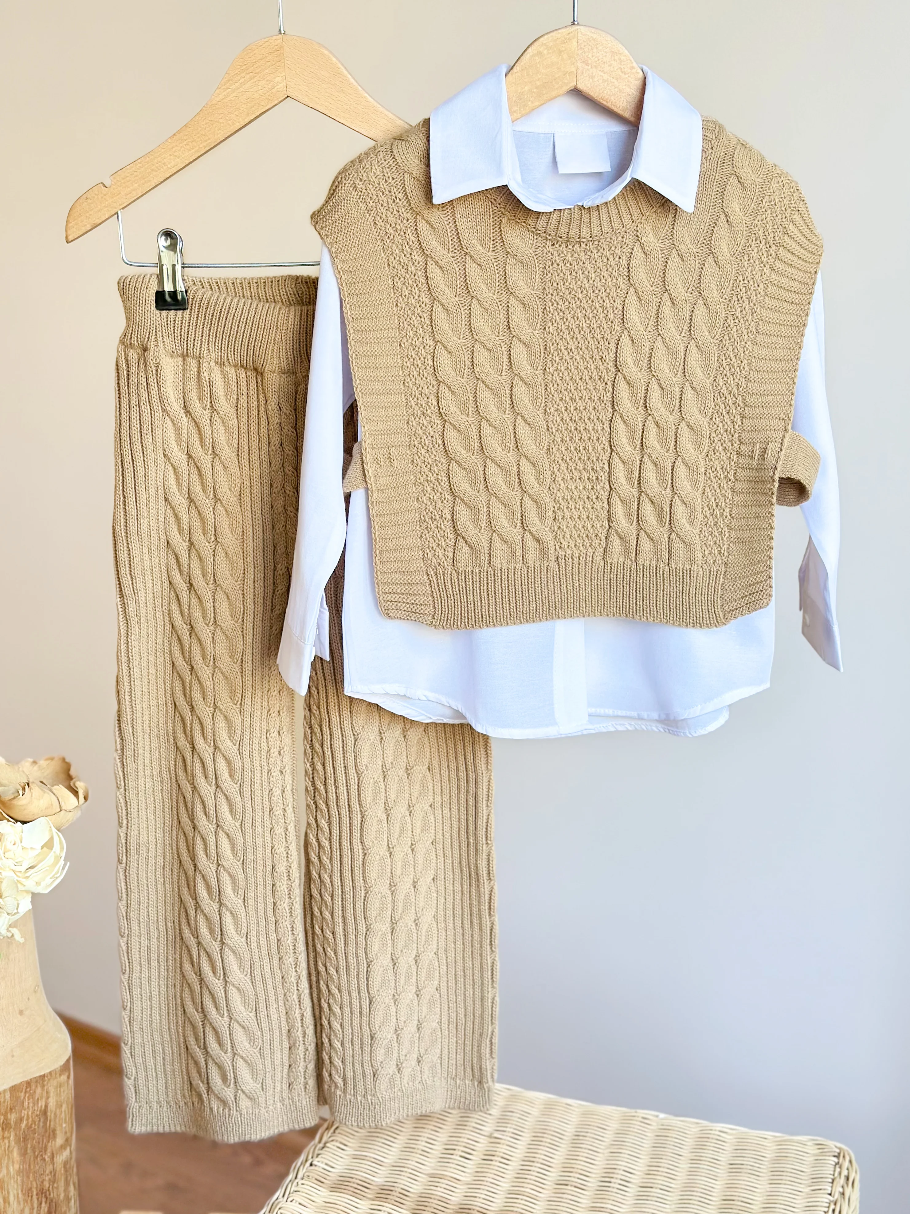 BROWN LADY SARMAL Çizgi Detaylı Gerçek Gömlekli 3'lü Triko Kız Çocuk Takımı