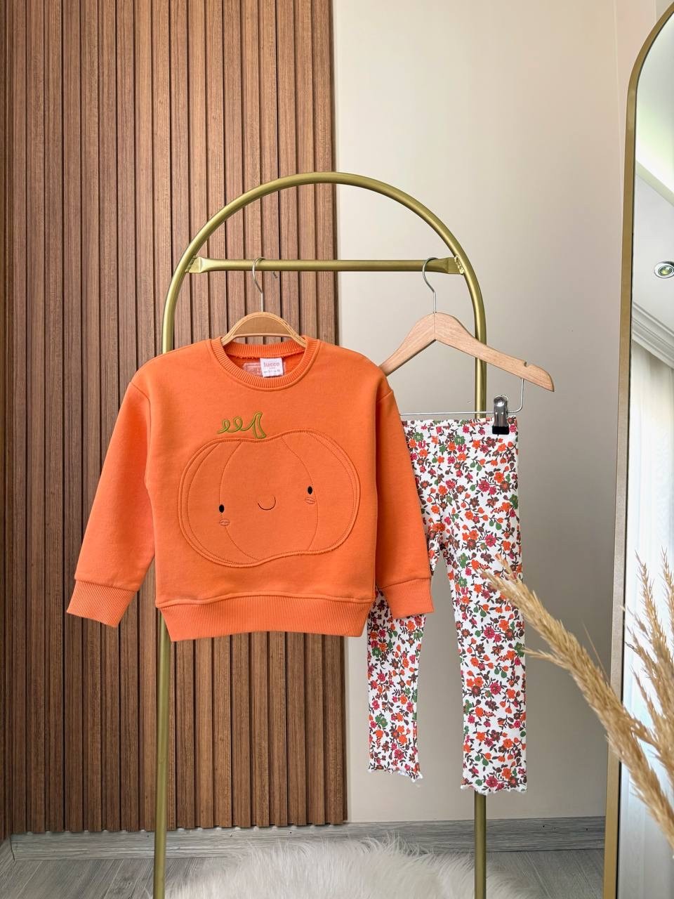 Yeni Sezon Balkabağı Desen Sweatshirt ve Taytlı Takım