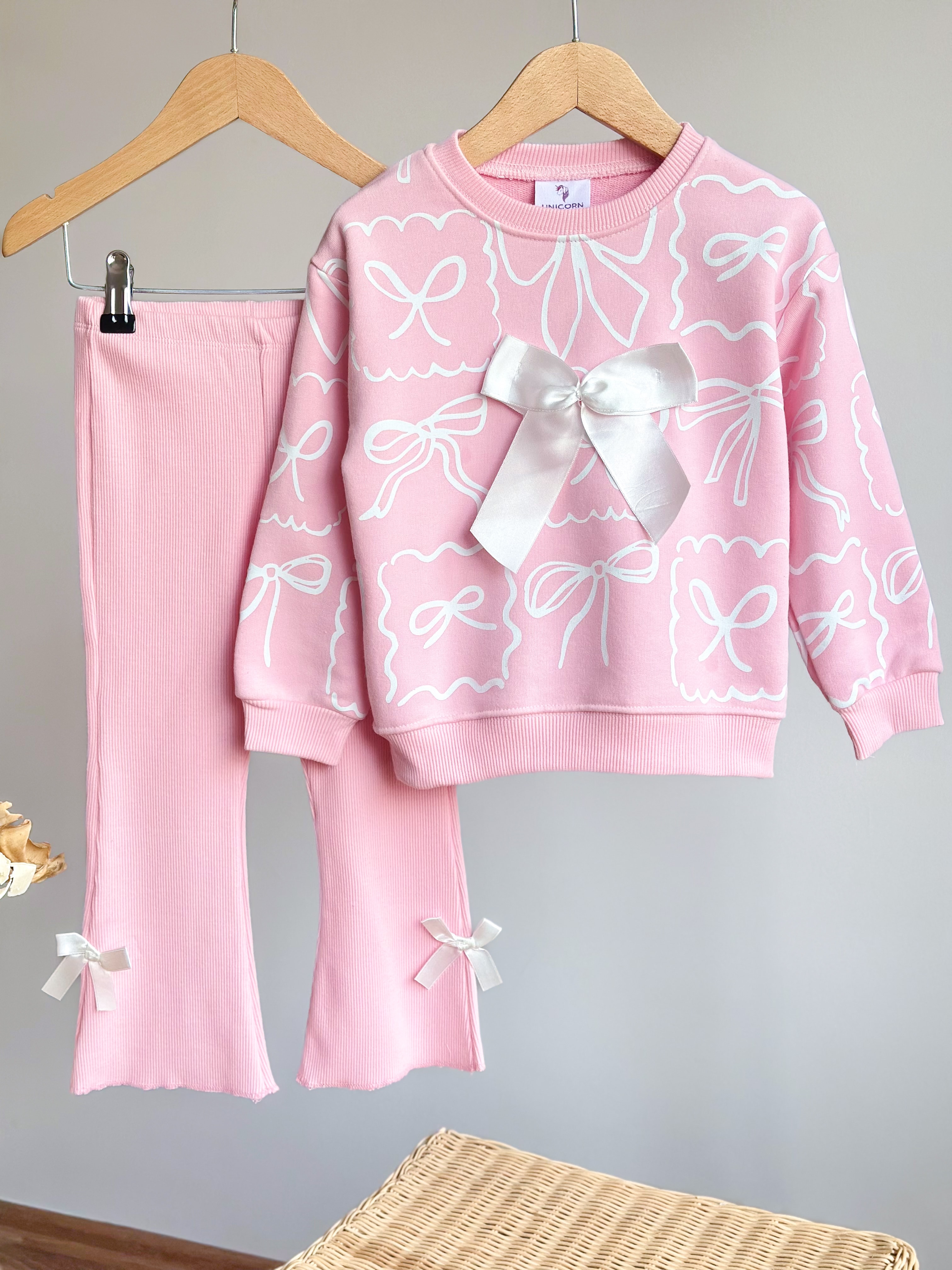 3D FİYONK DETAYLI Sweatshirt ve İspanyol Kesim Fiyonk Detaylı Tayt Takım