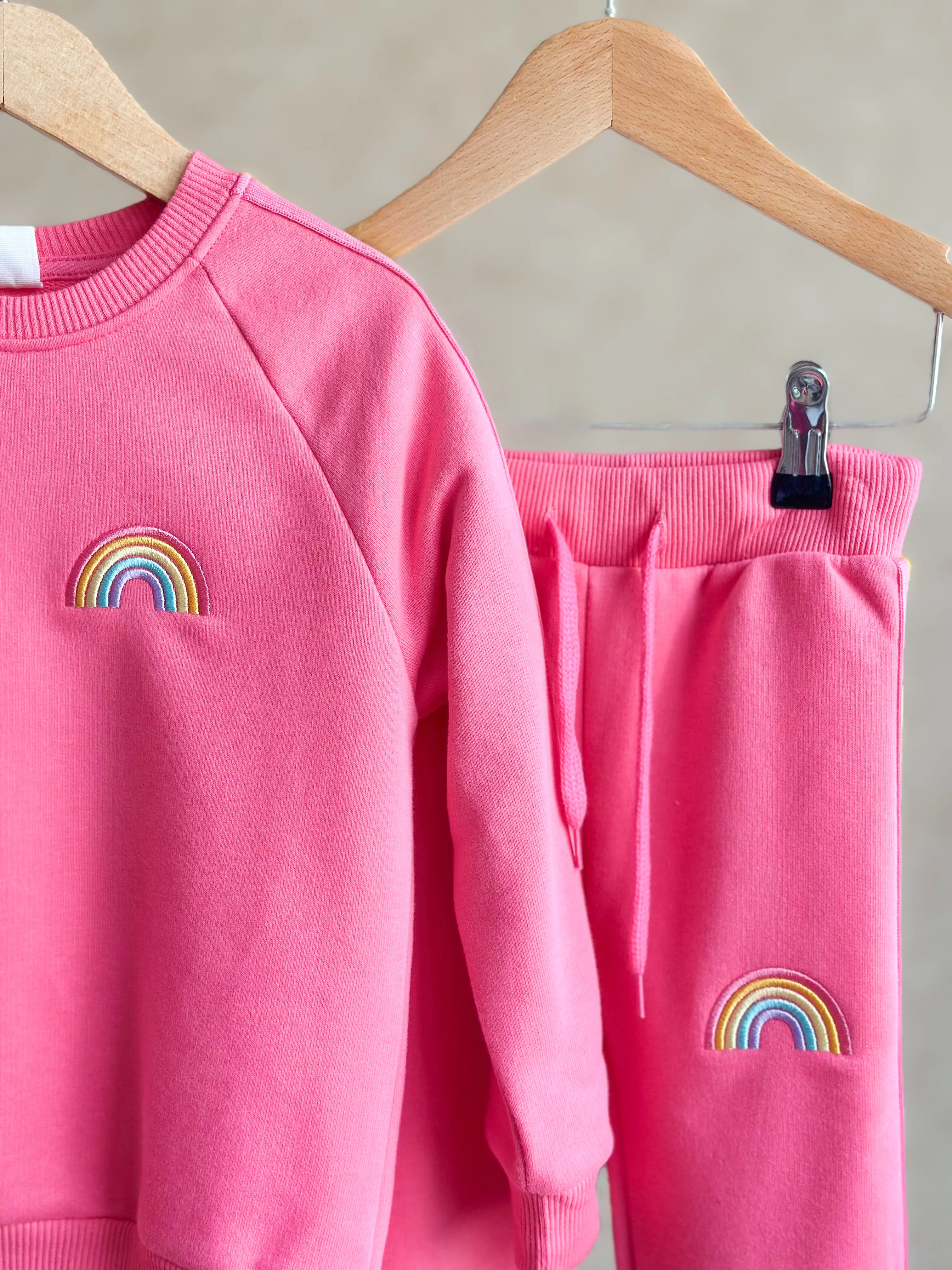 Gökkuşağı Nakışlı Sweatshirt ve Eşofman Takım-Pembe