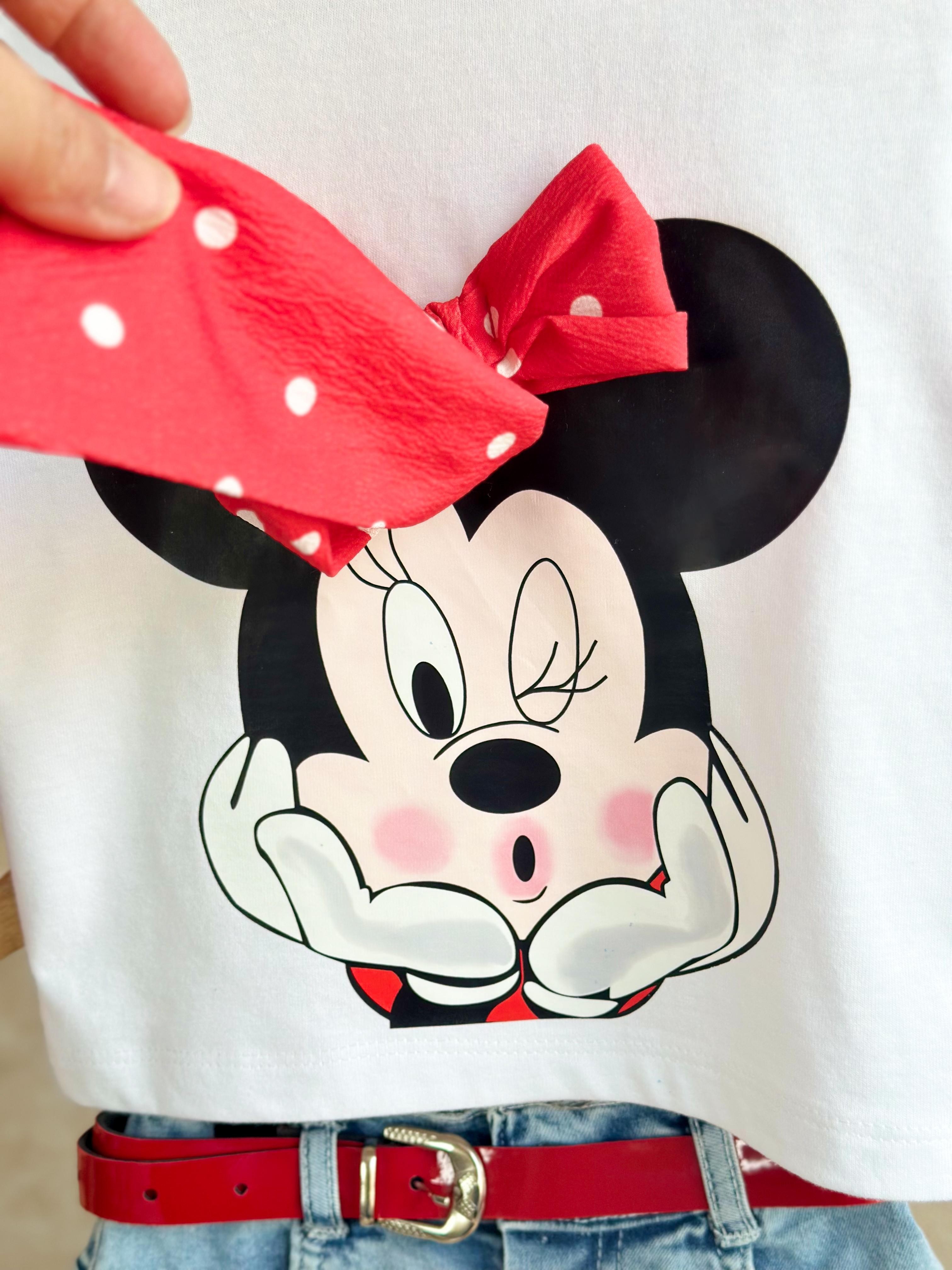 Fiyonk Detay T-Shirt ve Kemerli Kot Şort Takım-RUGAN ÇANTA HEDİYELİ
