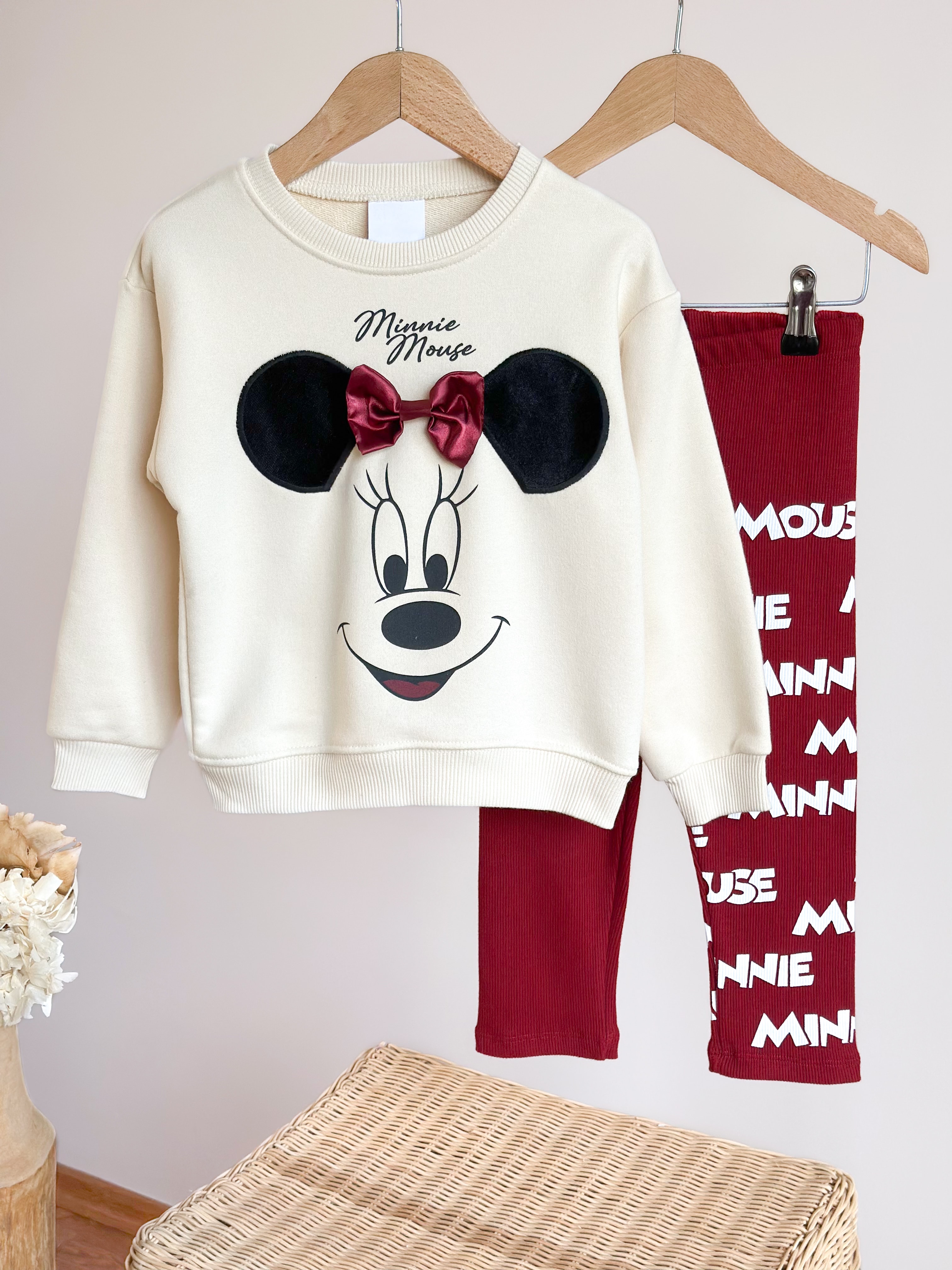 3D Fiyonk ve Kulak Detaylı Sweatshirt ve Tayt Kız Çocuk Takım