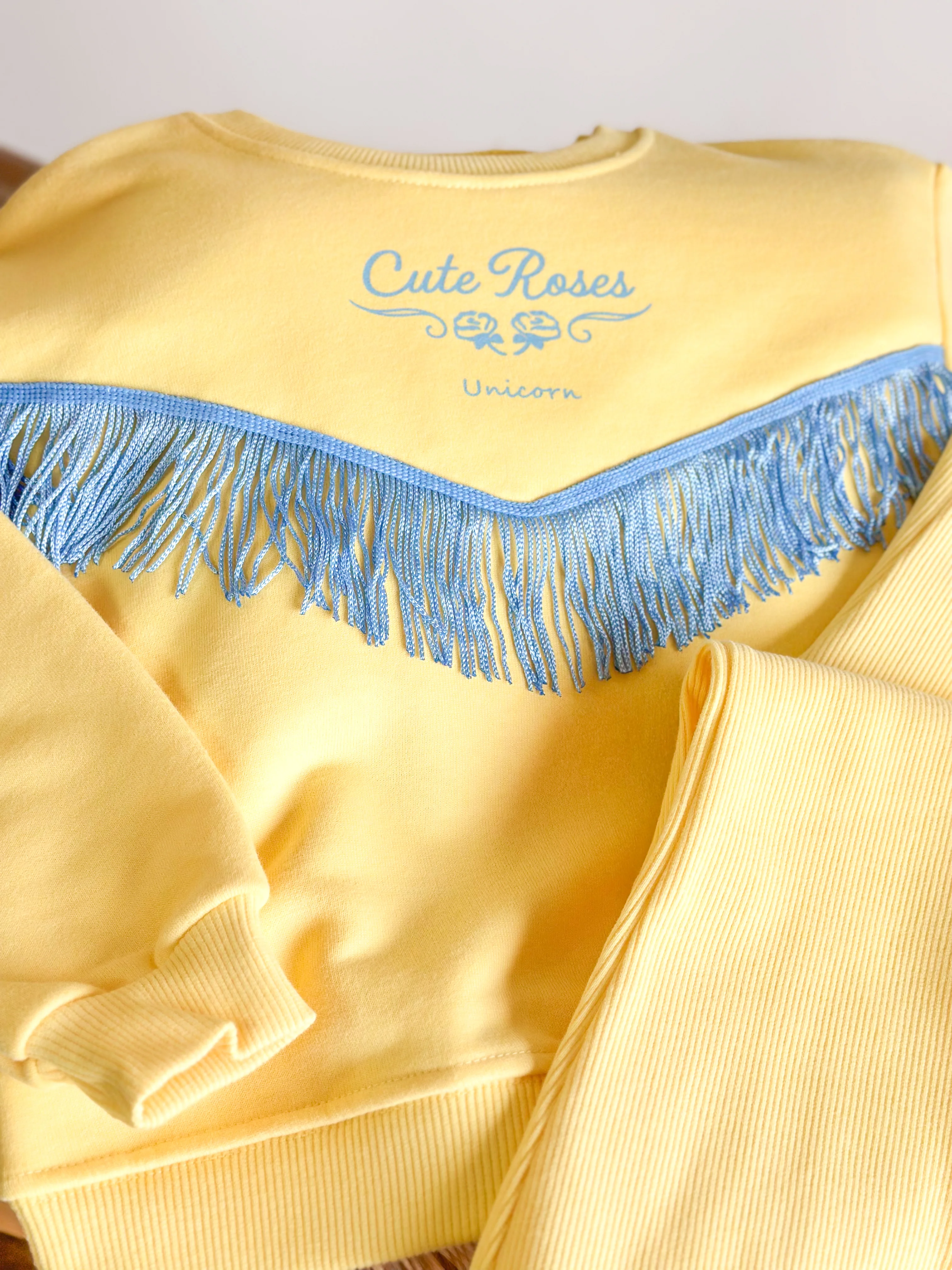 DONELLA Butterflow Püskül Detaylı Sweatshirt ve İspanyol Paça Tayt Takım 