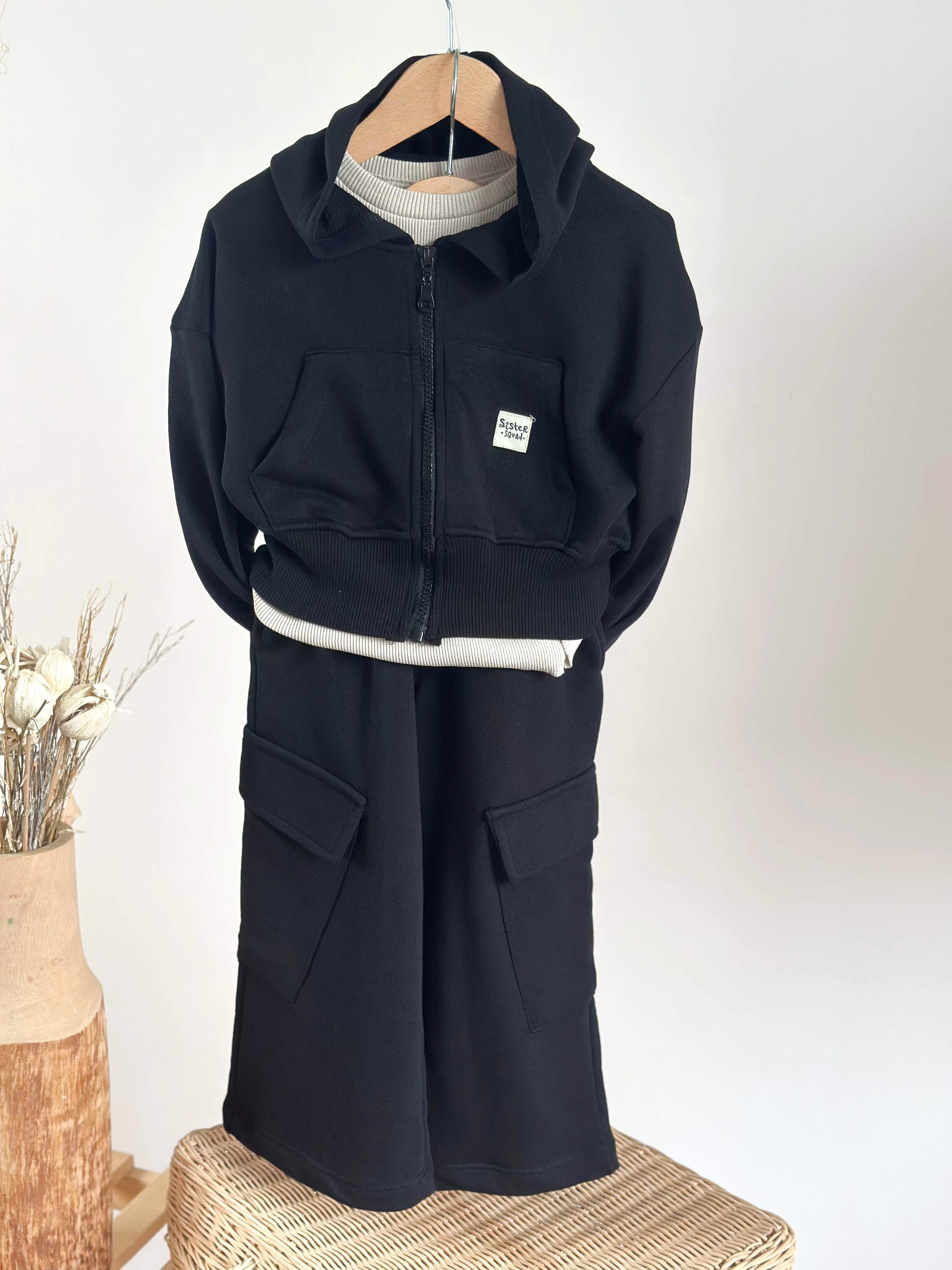 Kapüşonlu Sweatshirt - Bluz ve Cep Detaylı Pantolon 3'lü Takım