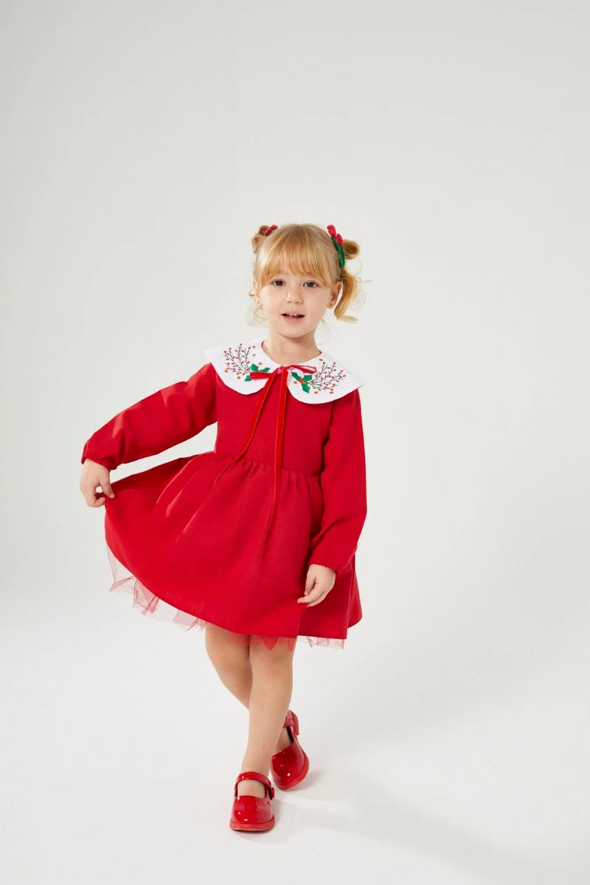 Nakış Yaka Kırmızı Kız Çocuk Elbisesi