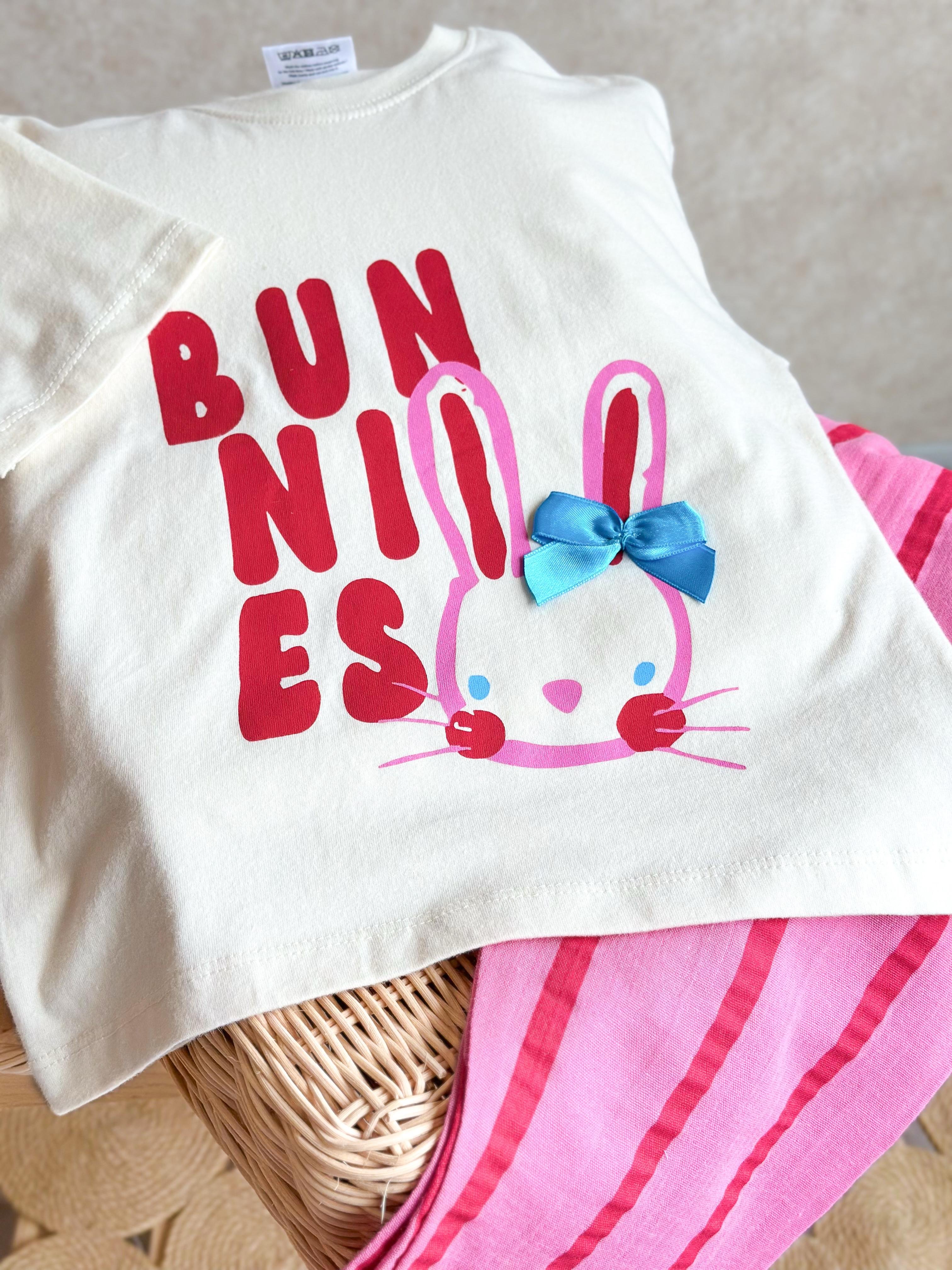 BUNNIES Kabartma Baskılı 3D T-Shirt ve Müslin Pantolon Takım