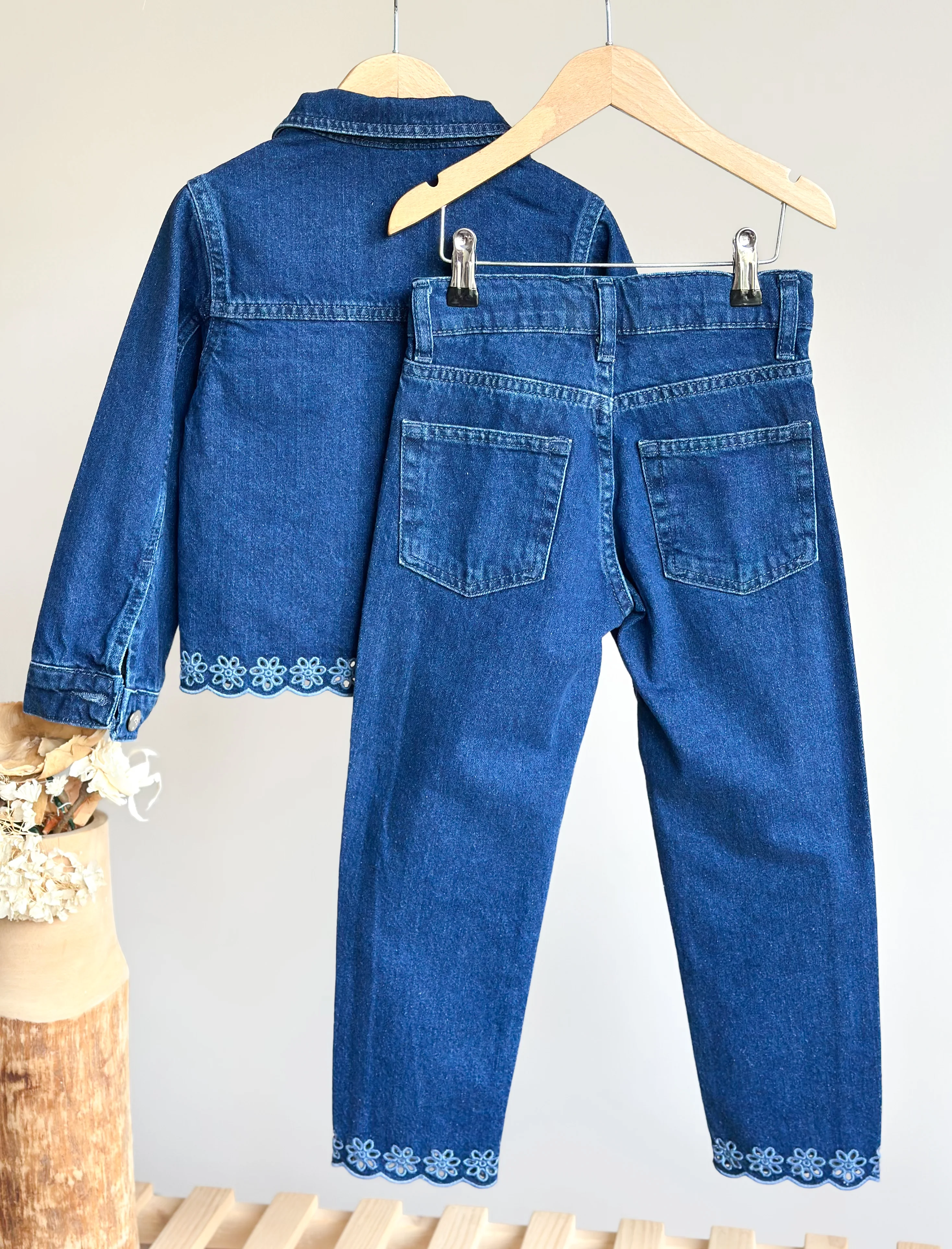 Yeni Sezon Nakış Detaytlı Kot Denim Takım