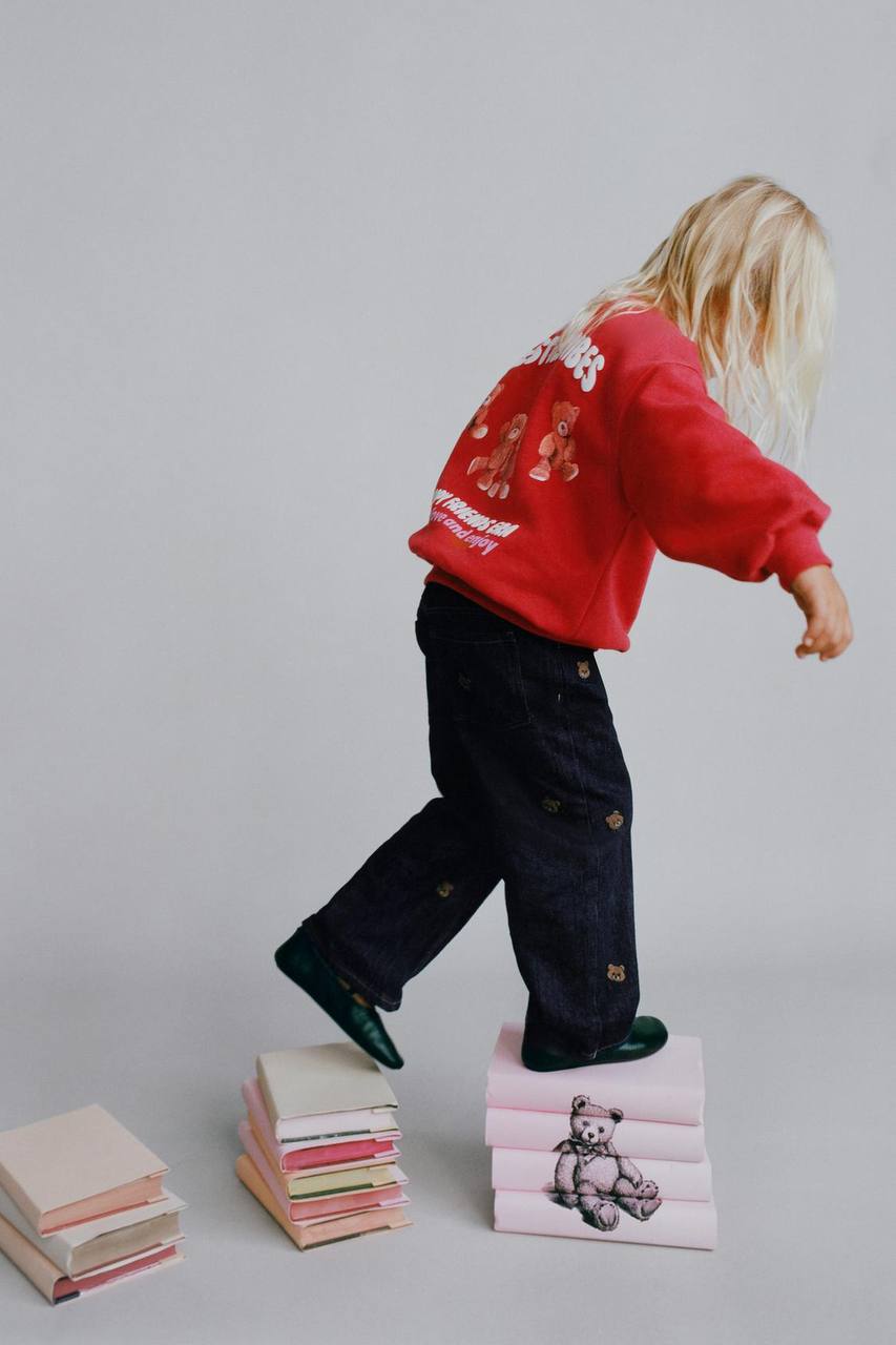 Teddy Baskılı Sweatshirt ve Kot Pantolon Takım