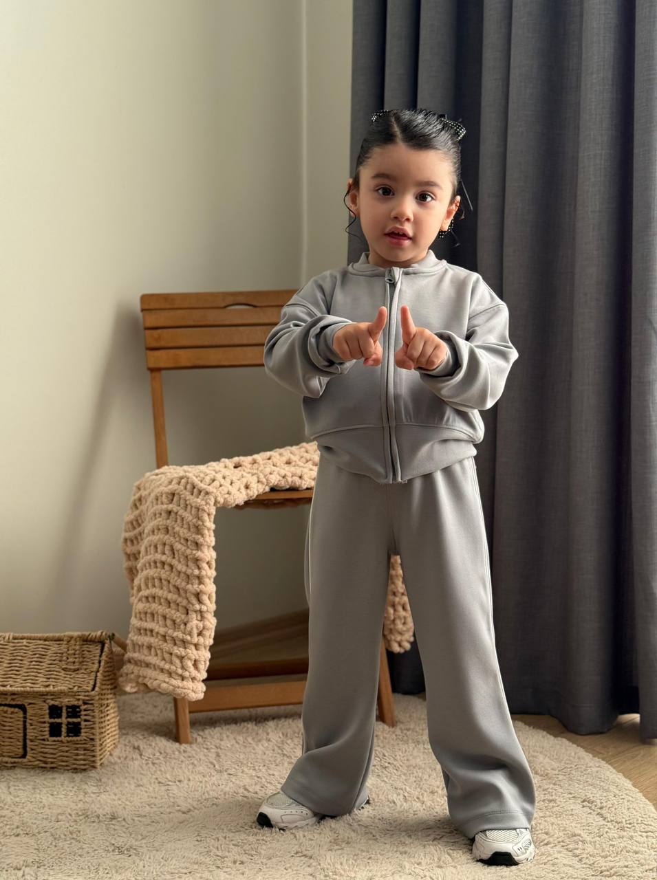Fermuarlı Sweatshirt ve Şeritli Eşofman Kız Çocuk Takımı-Gri