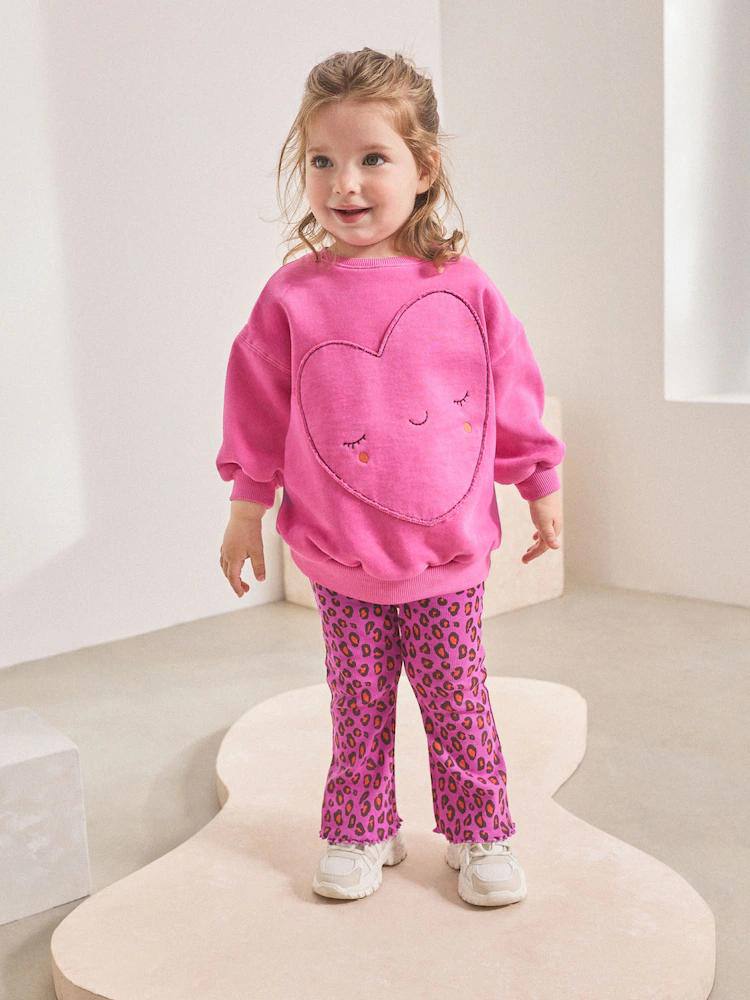 Kalp Detay Sweatshirt ve Leopar Desenli Tayt Takım