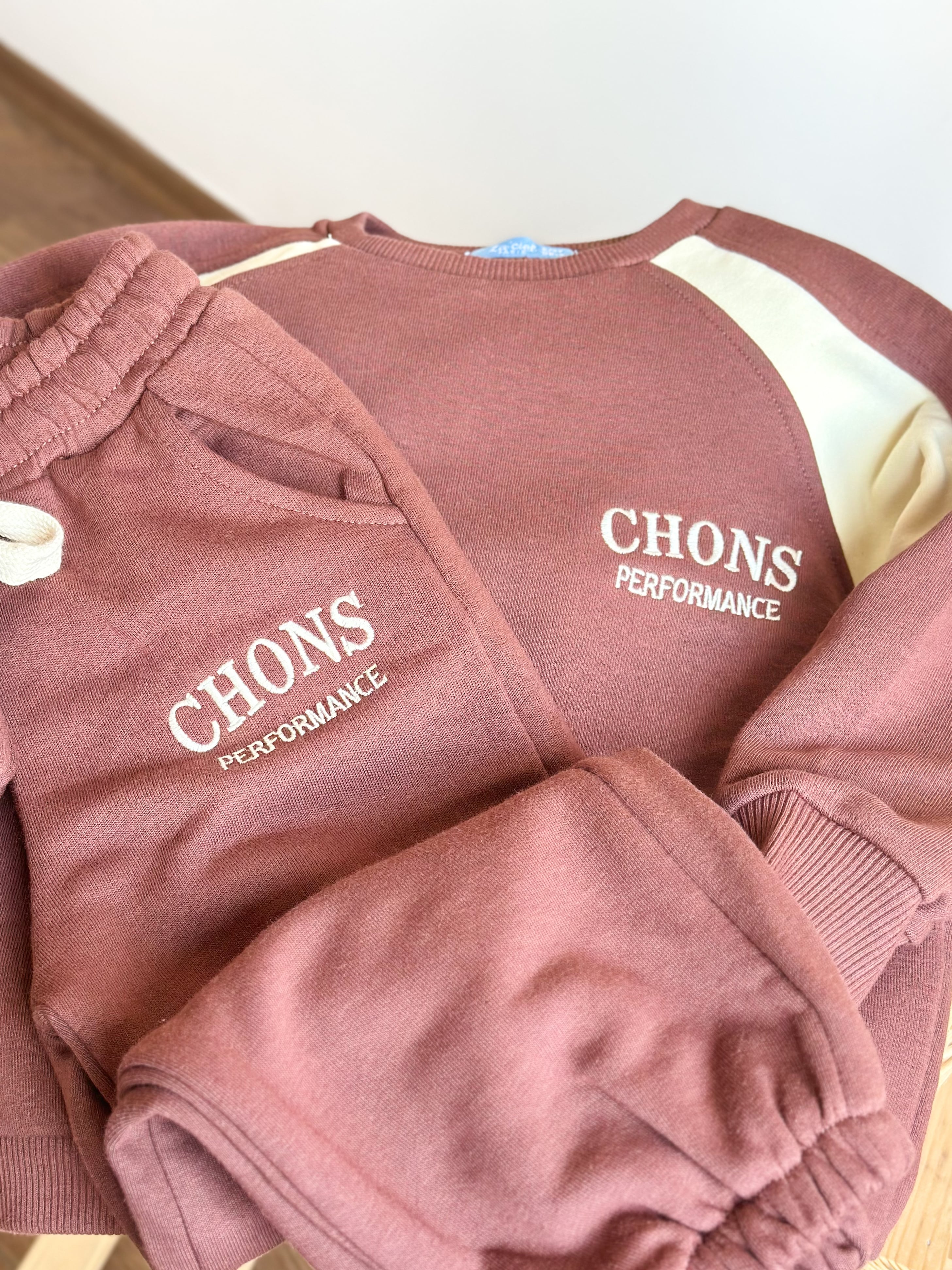 Sloganlı Unisex Takım Kahverengi