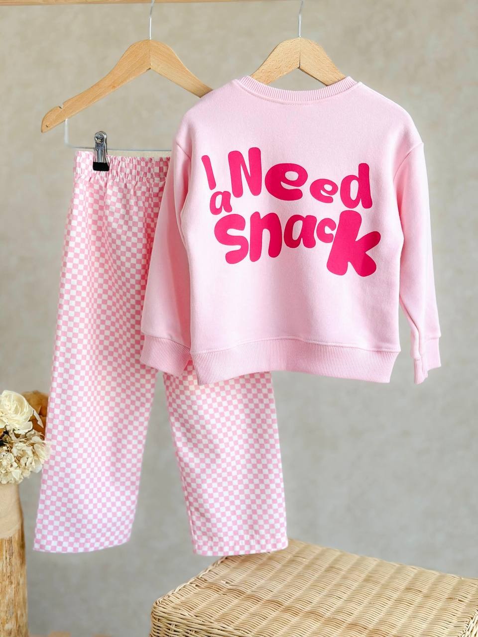 I NEED SNACK Sweatshirt ve Kot Dokuma Pantolon Takım