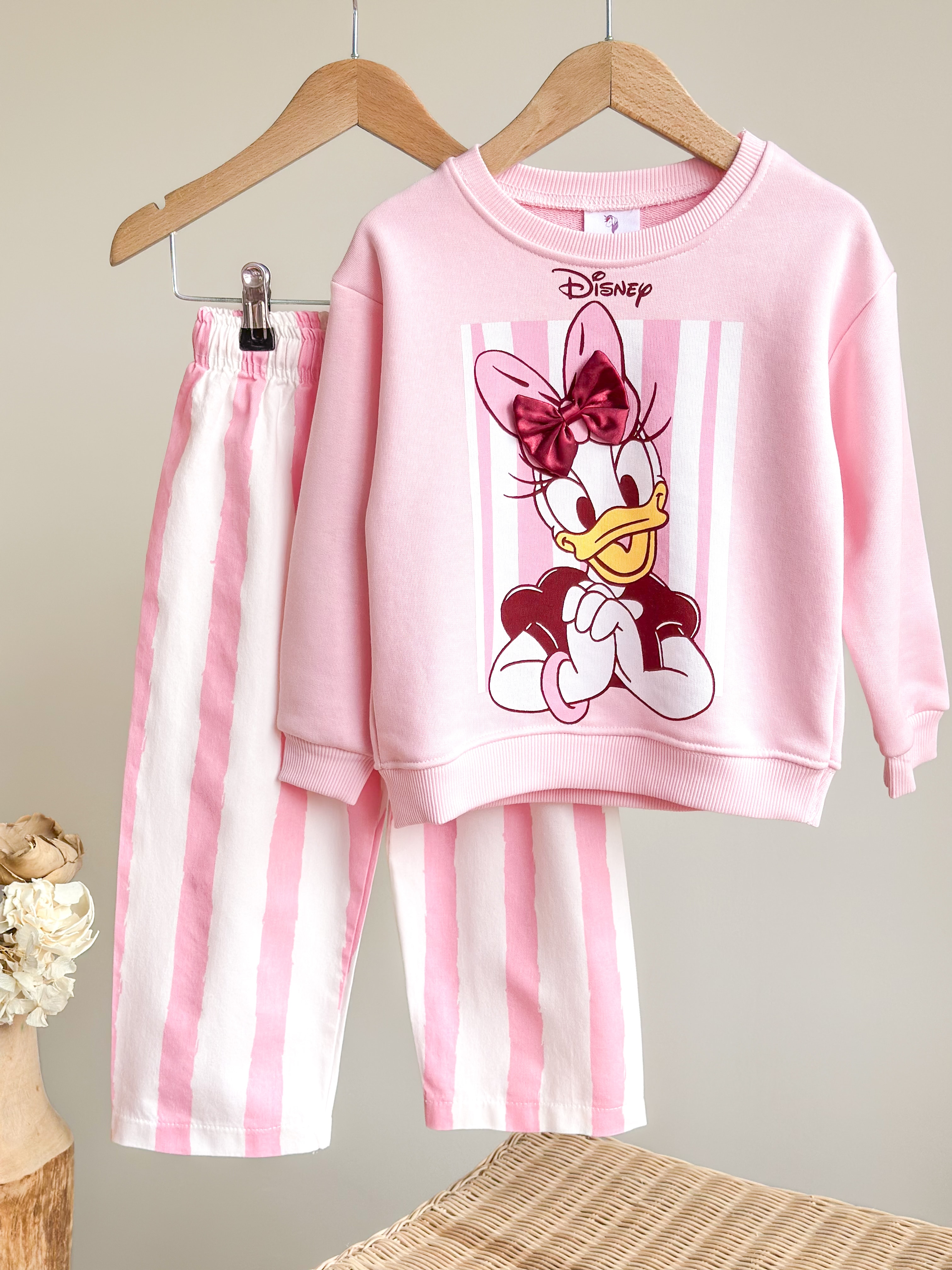 DAİSY DUCK 3D FİYONK Detaylı Sweatshirt ve Dokuma Pantolon Takım