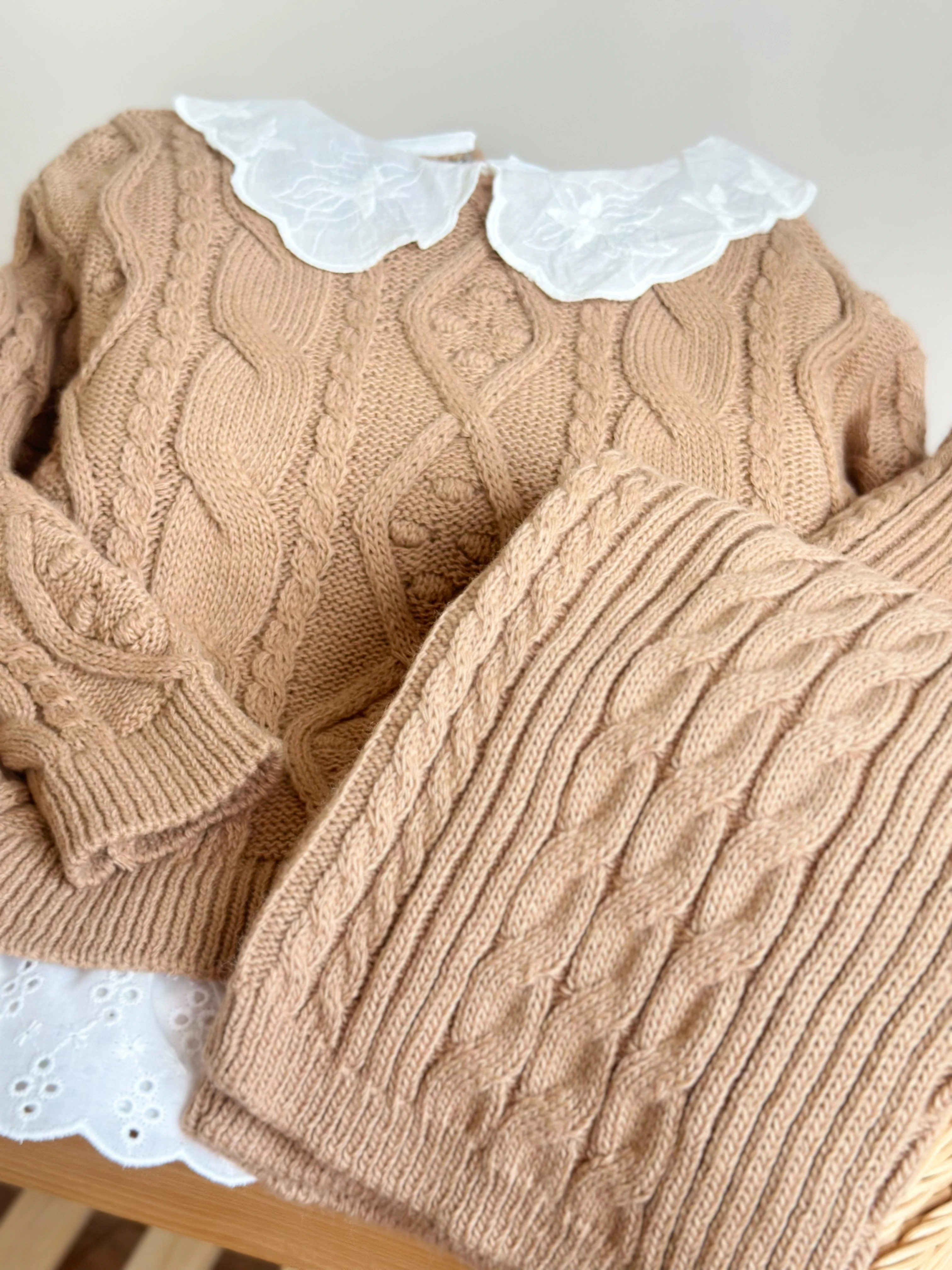 Yaka Detaylı Triko ve Triko Rahat Kalıp Pantolon-Kahverengi