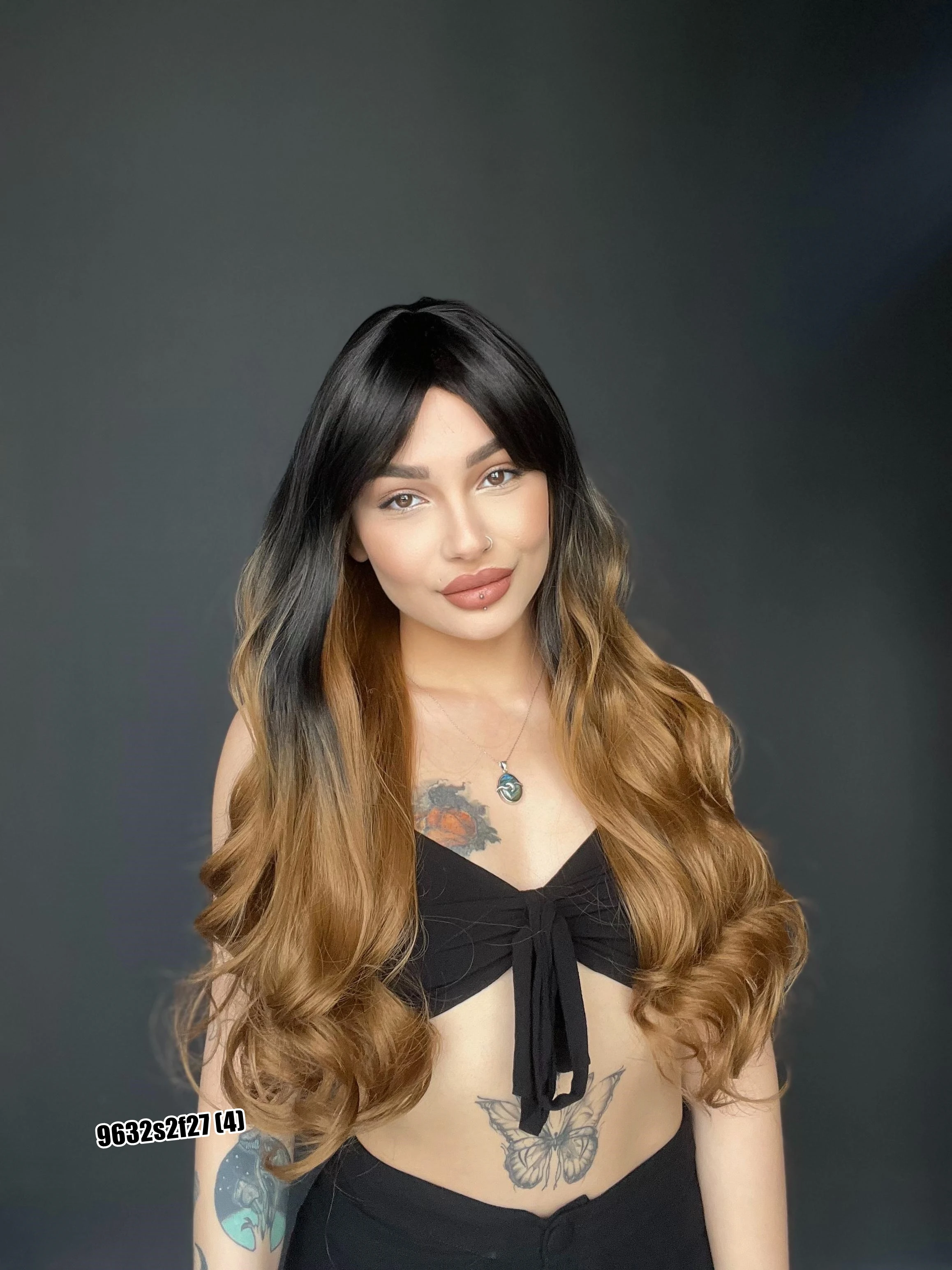 Ekstra Uzun Dalgalı Perçemli Medikal Fiber Peruk Siyah Karamel