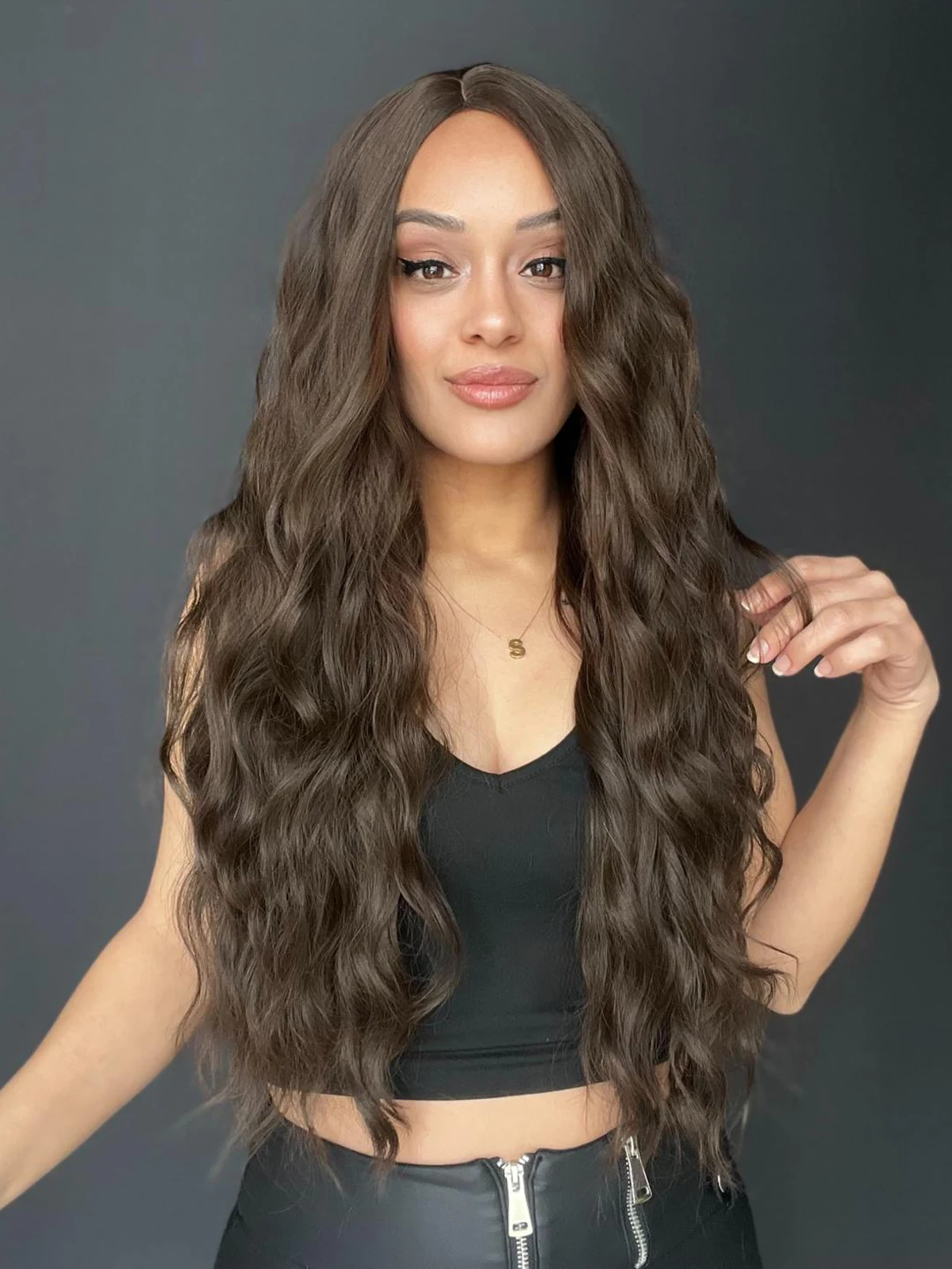 Uzun Doğal Su dalgalı Perçemsiz Tepesi Baş derisi görünümlü Yeni sezon