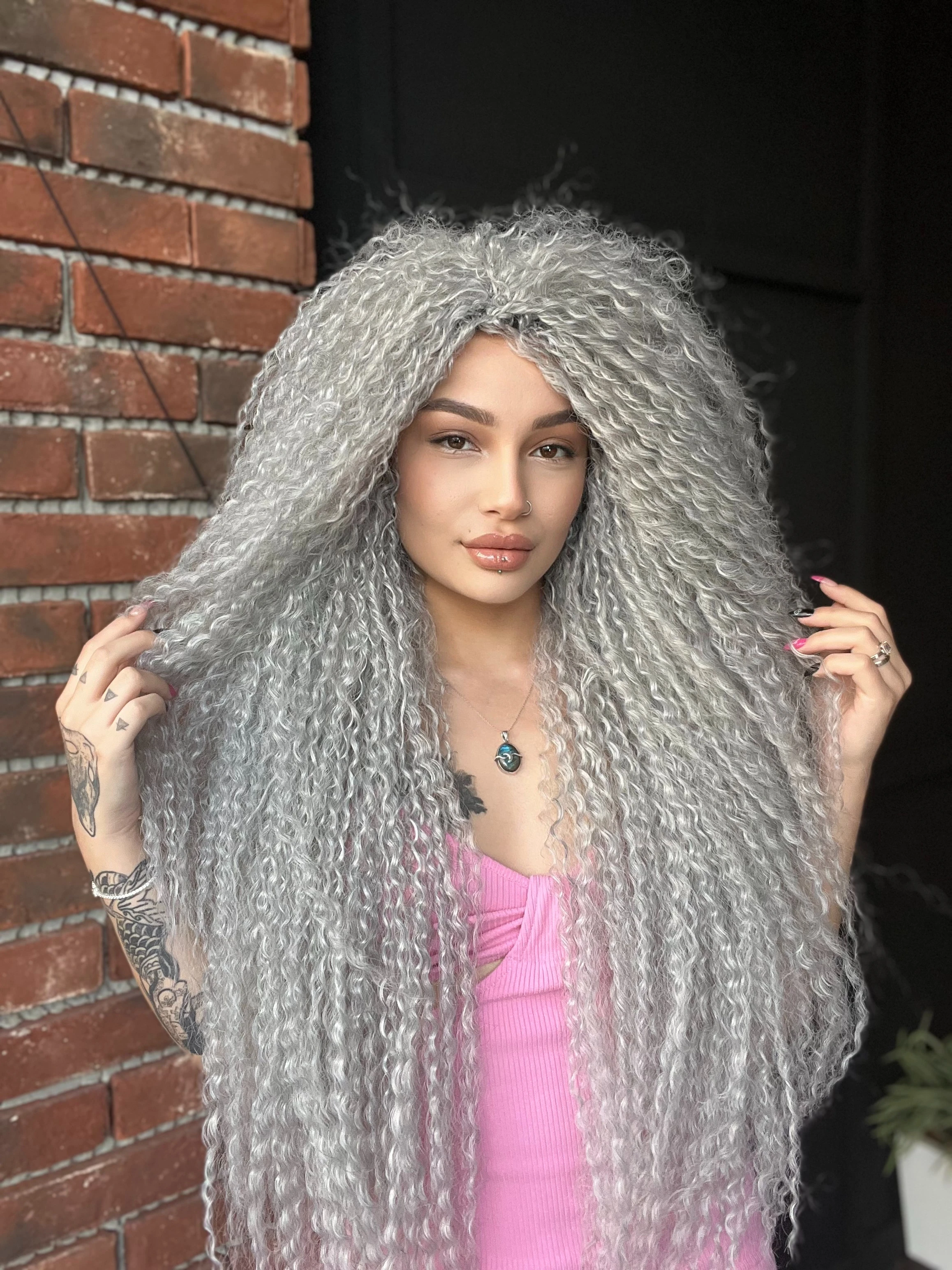 Kinky Afro Peruk Gerçek saç dokusunda Gri perukı Afro dalga peruk