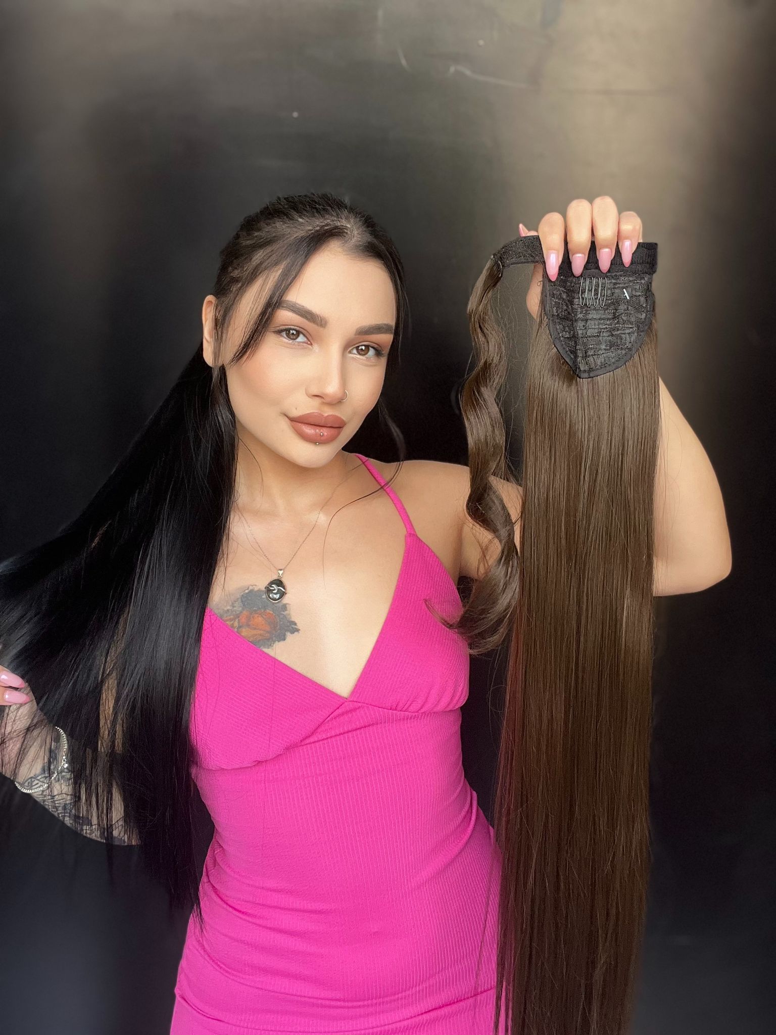 Cırtcırt Bağcıklı Tak çık Düz uzun at kuyruğu Koyu kumral