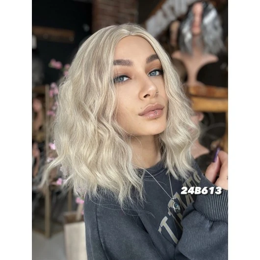 Fiber Sentetik Kısa Dalgalı Perçemsiz Peruk - Balköpüğü / Platin Röfleli