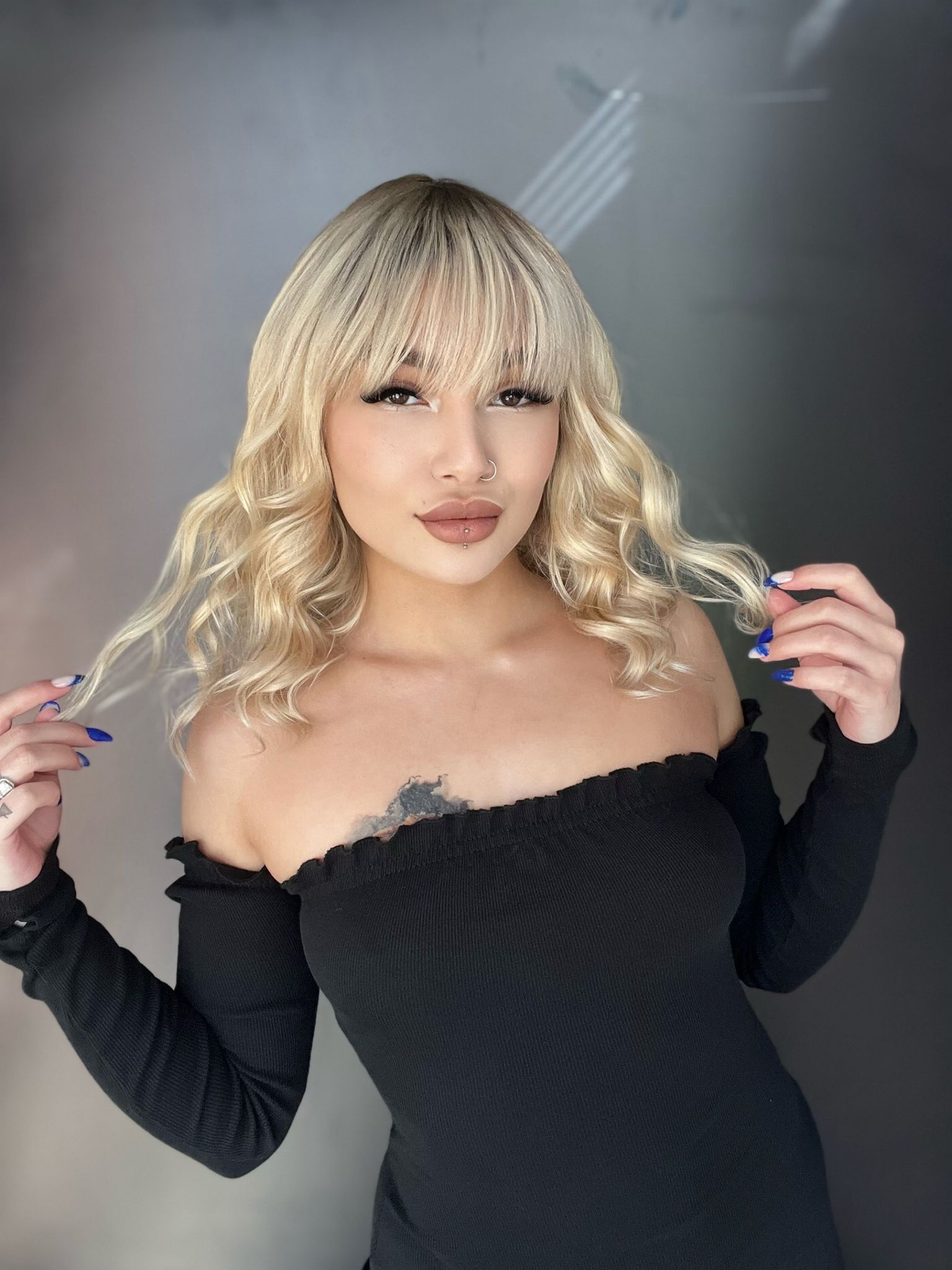 Orta boy Gerçek saç ombreli tül peruk