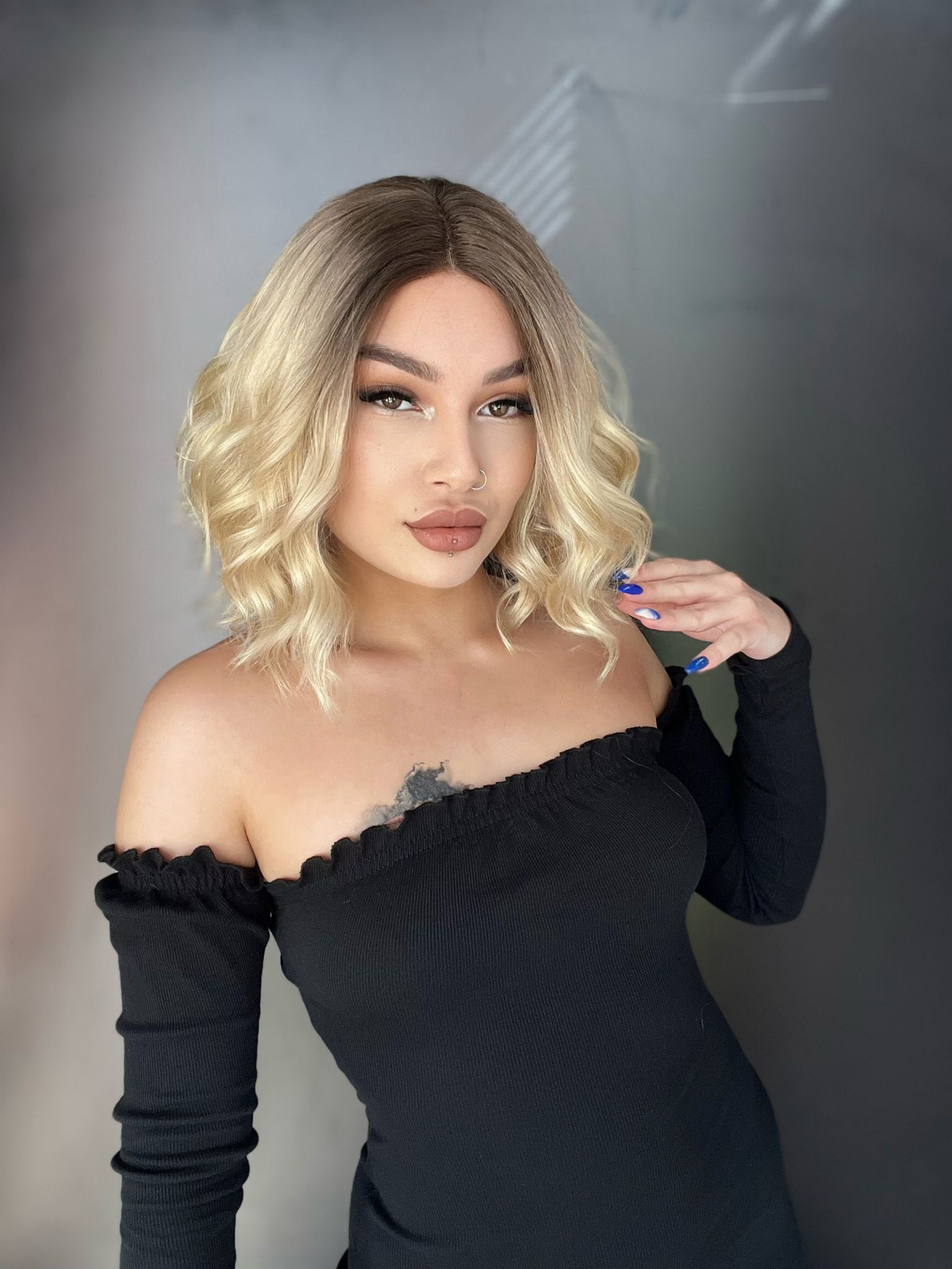 Orta boy Gerçek saç ombreli tül peruk