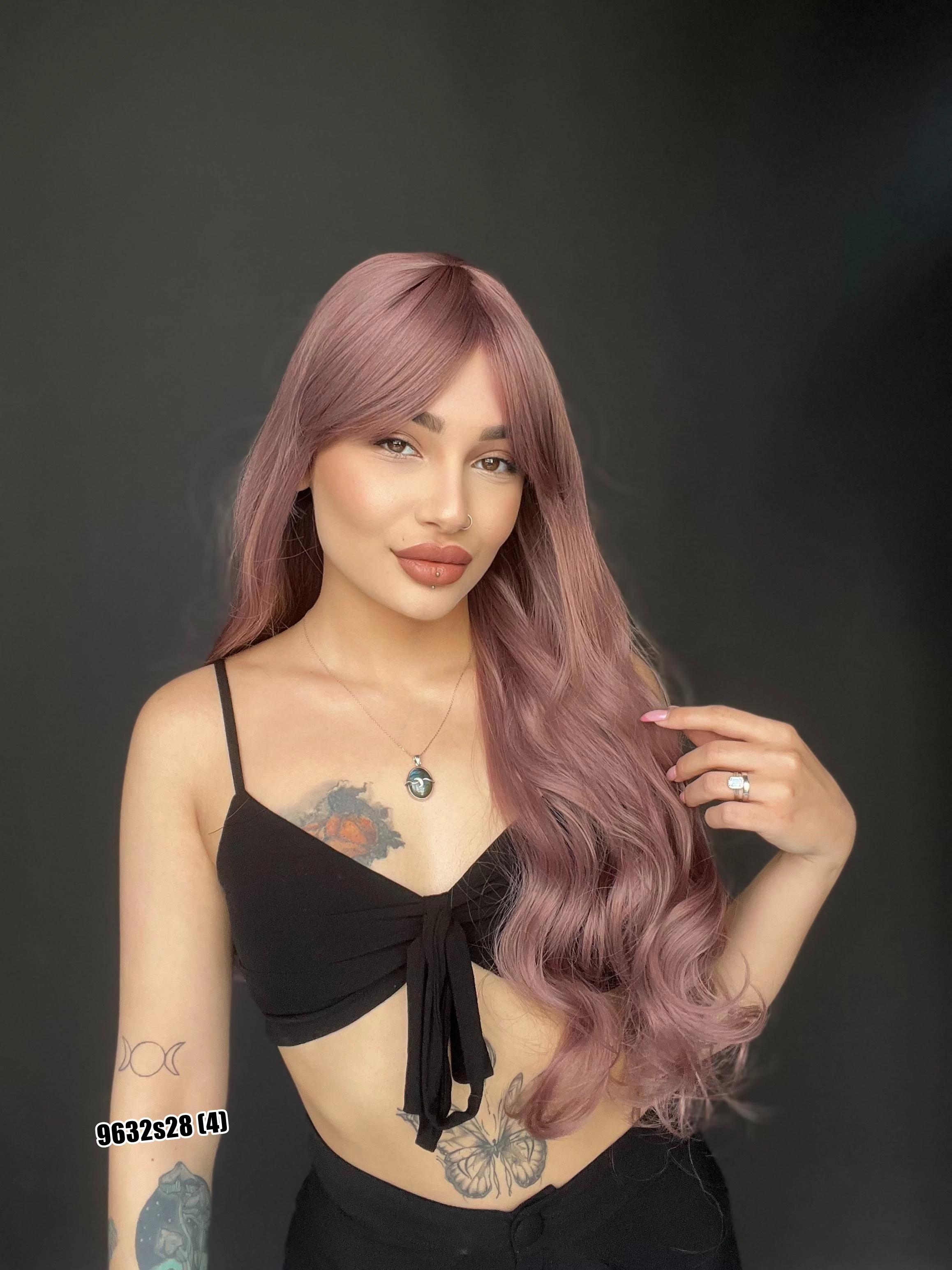 Ekstra Uzun Dalgalı Perçemli Medikal Fiber Peruk Leylak