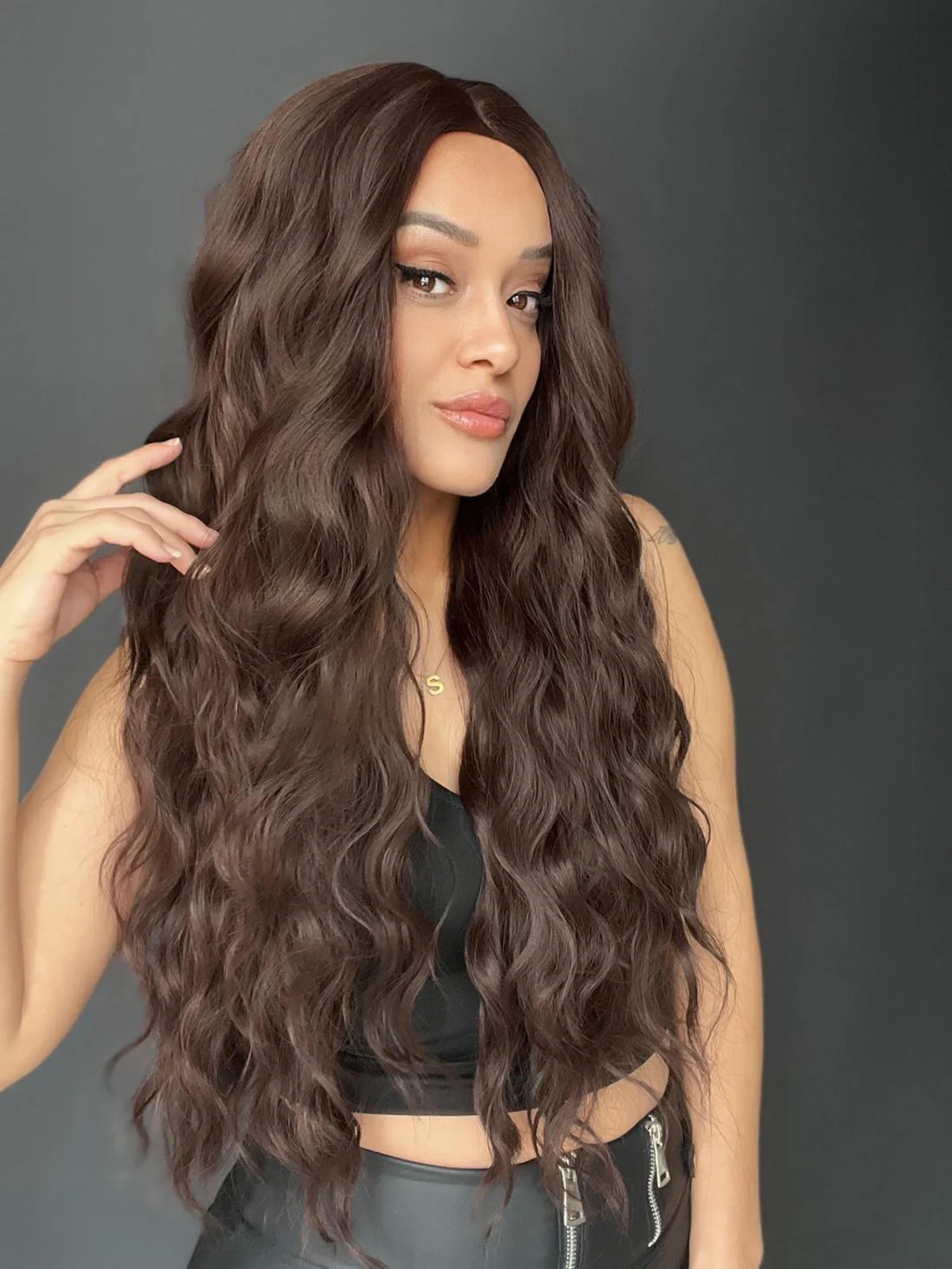 Uzun Doğal Su dalgalı Perçemsiz Tepesi Baş derisi görünümlü Yeni sezon