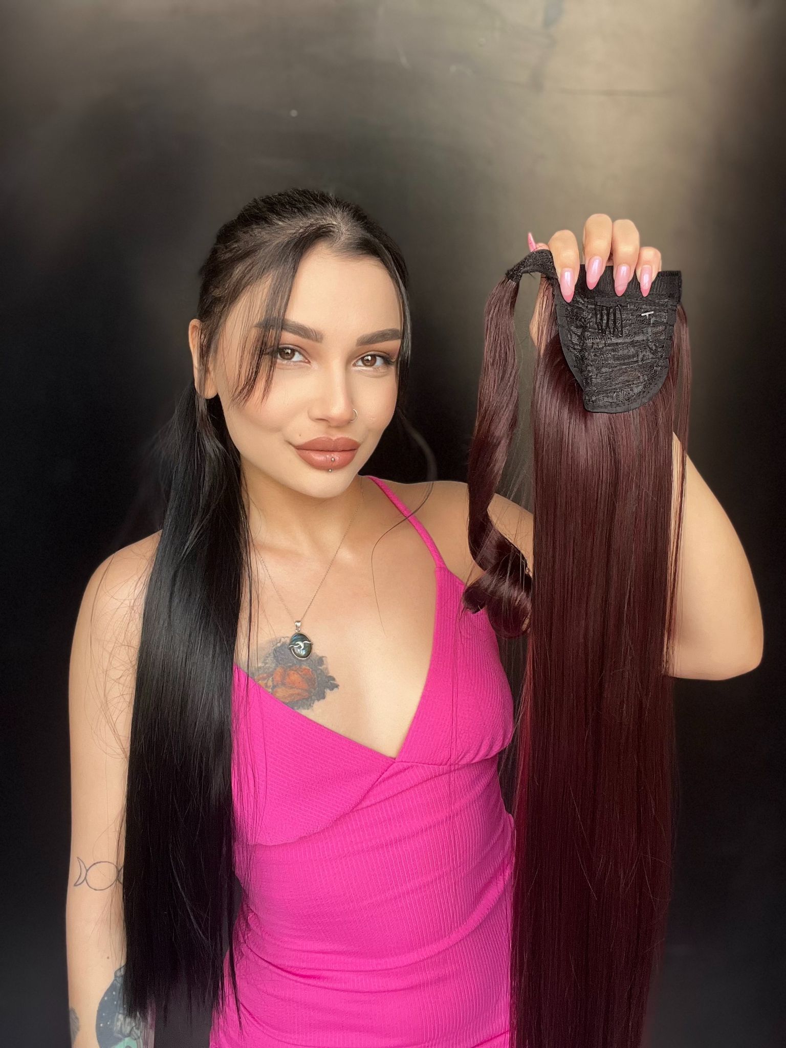 Cırtcırt Bağcıklı Tak çık Düz uzun at kuyruğu Koyu kızıl