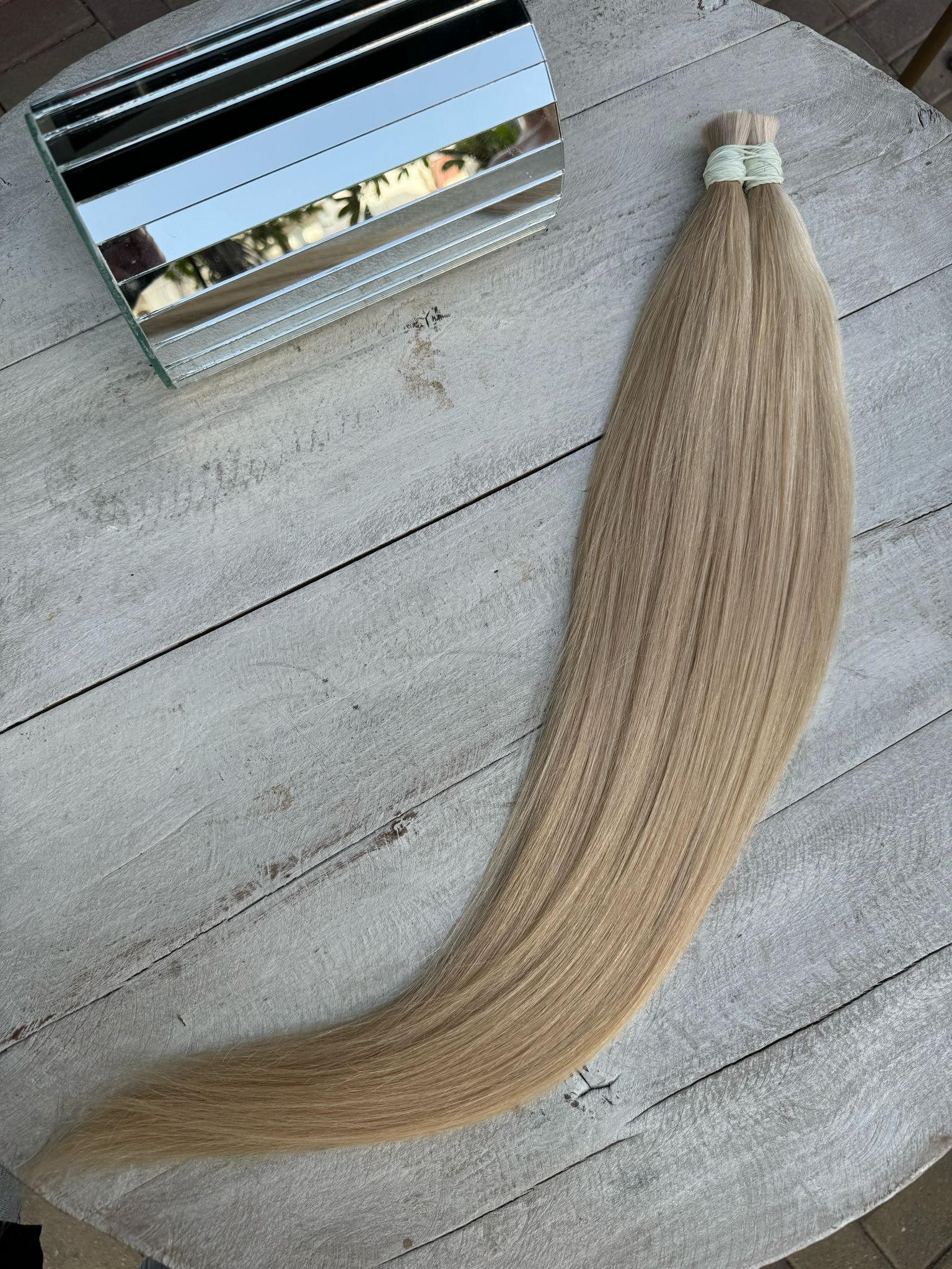 22NO  70 cm uzunlukta 200 gram Bogum ham saç .İstediğiniz ürün size özel atölyede hazırlanır