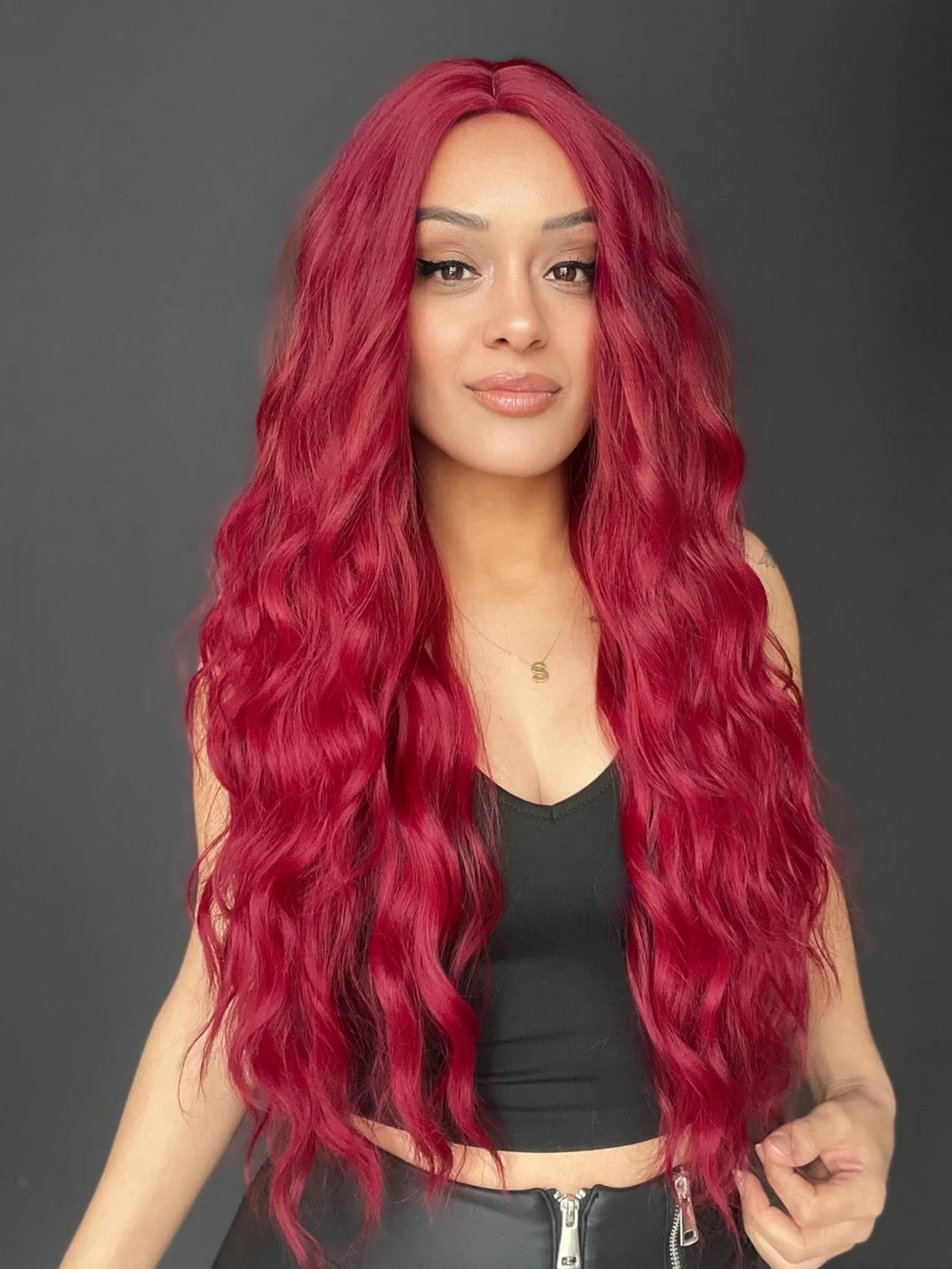 Uzun Doğal Su dalgalı Perçemsiz Tepesi Baş derisi görünümlü Yeni sezon