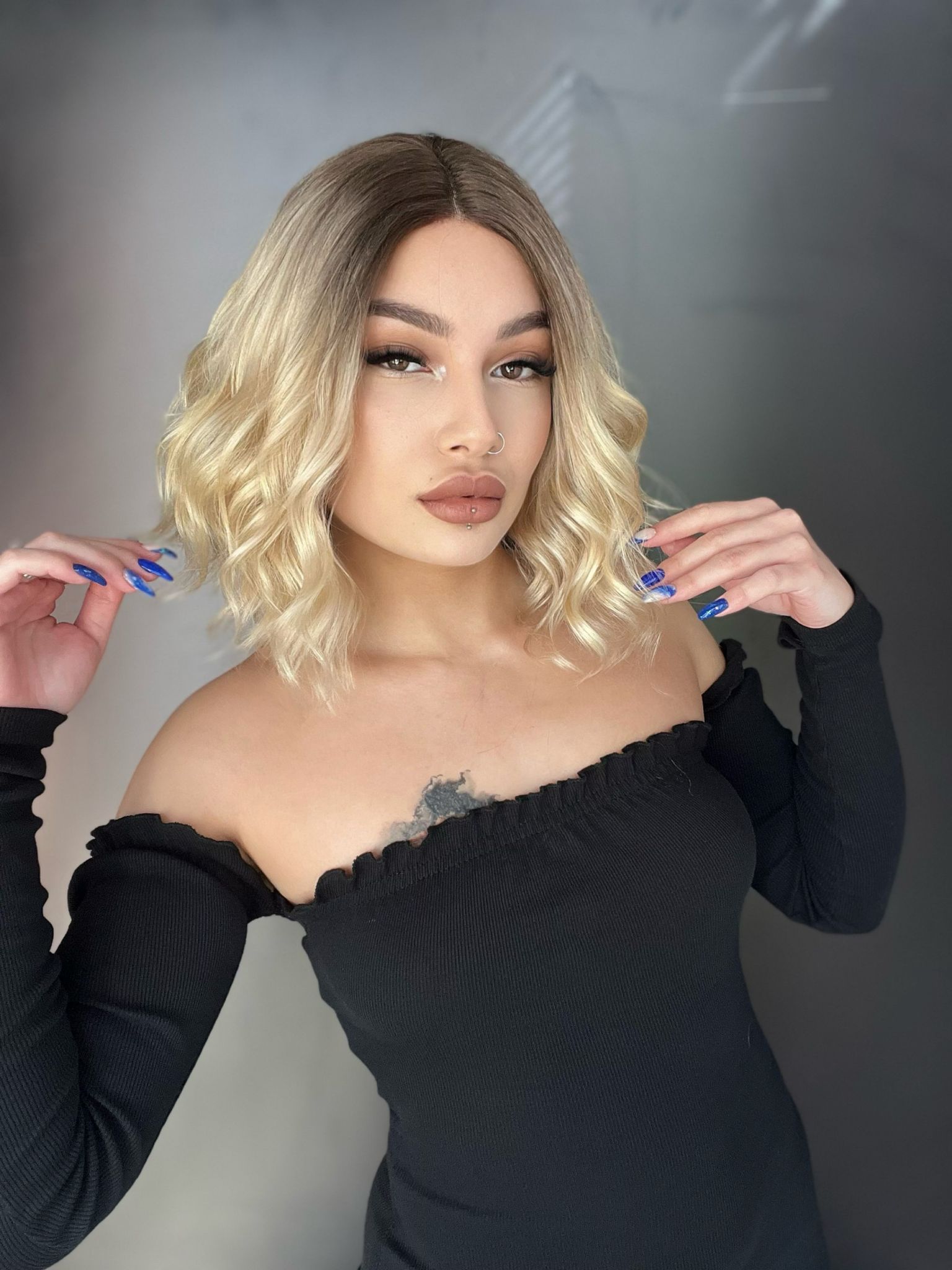 Orta boy Gerçek saç ombreli tül peruk