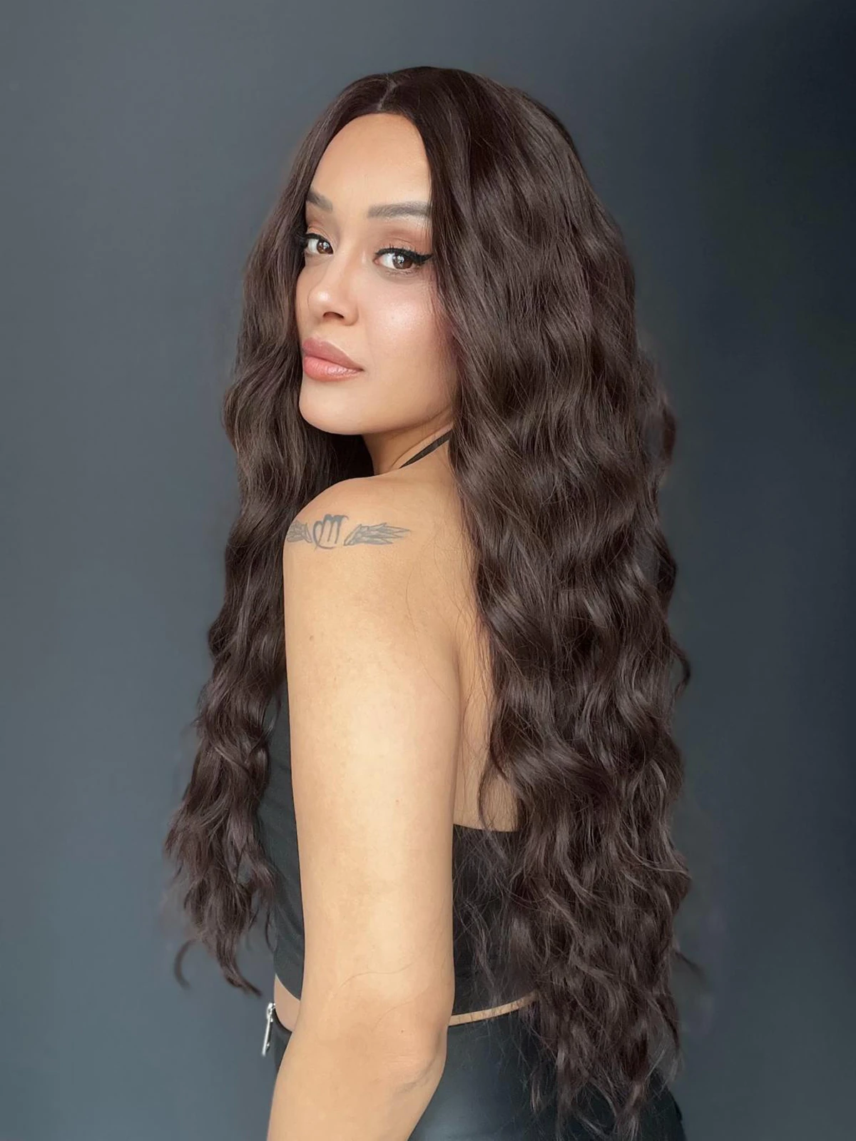 Uzun Doğal Su dalgalı Perçemsiz Tepesi Baş derisi görünümlü Yeni sezon