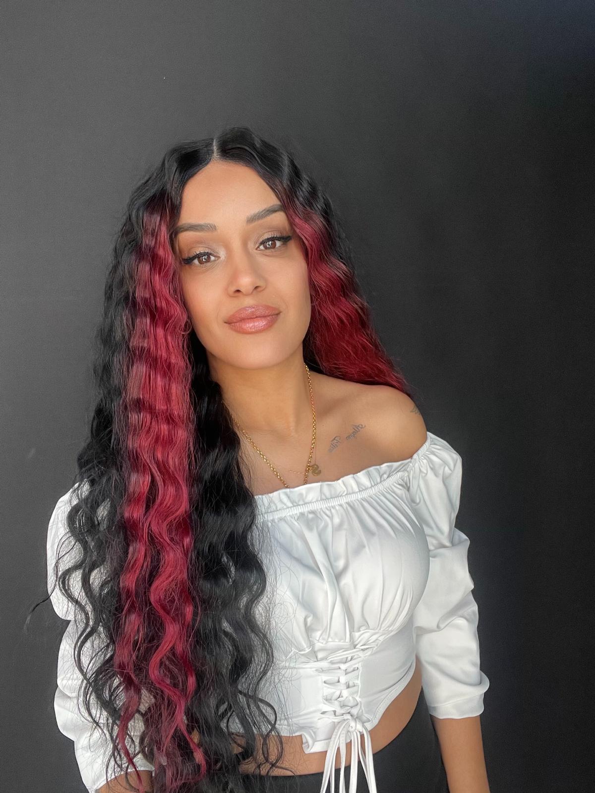 Tül Ön ve Tepe Bölgesi Hava Alan Peruk - Ortadan Ayrım