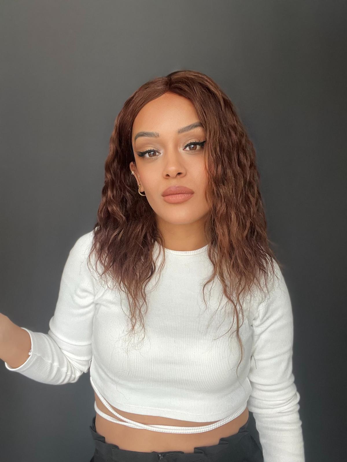 Yıka Çık Orjinal Kendi dalgalı Tül peruk