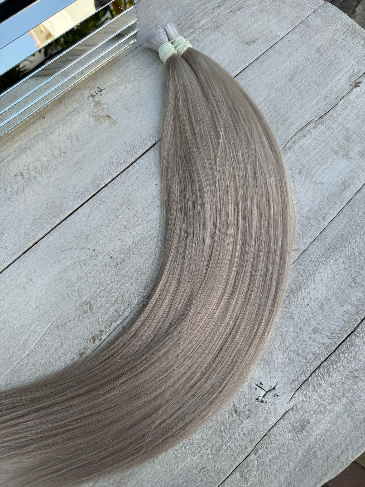 Silver 70 cm uzunlukta 200 gram Bogum ham saç .İstediğiniz ürün size özel atölyede hazırlanır